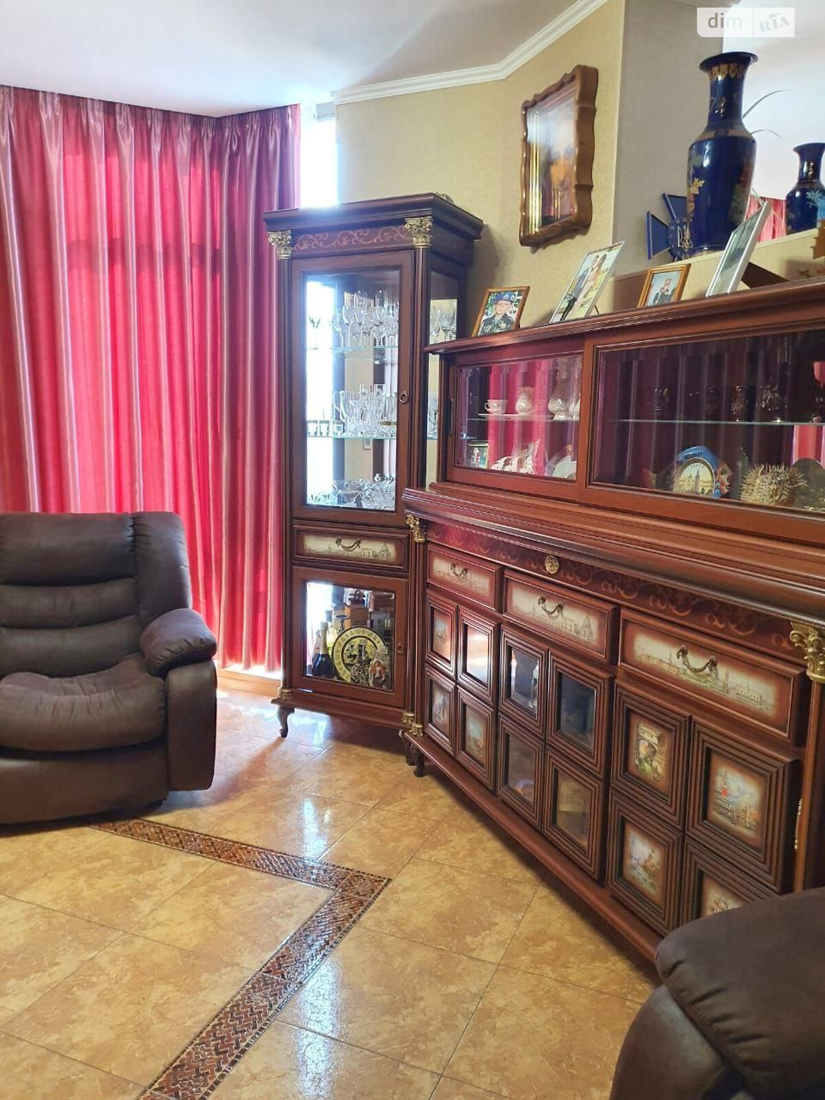 Продажа трехкомнатной квартиры в Одессе, на ул. Армейская 8В, район Приморский фото 1 Продажа трехкомнатной квартиры в Одессе, на ул. Армейская 8В, район Приморский фото 1
