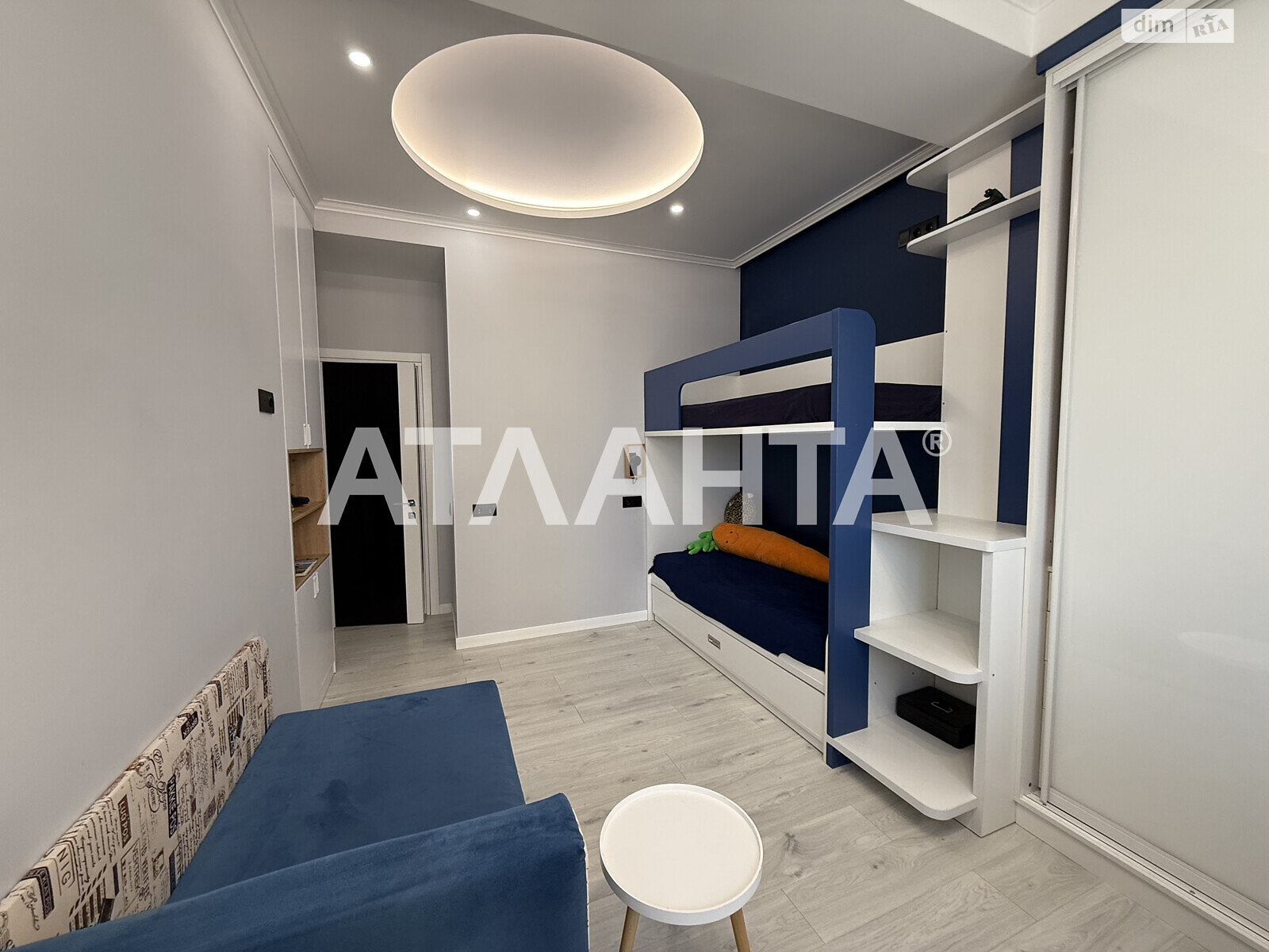 Продажа трехкомнатной квартиры в Одессе, на ул. Армейская, район Приморский фото 1 Продажа трехкомнатной квартиры в Одессе, на ул. Армейская, район Приморский фото 1