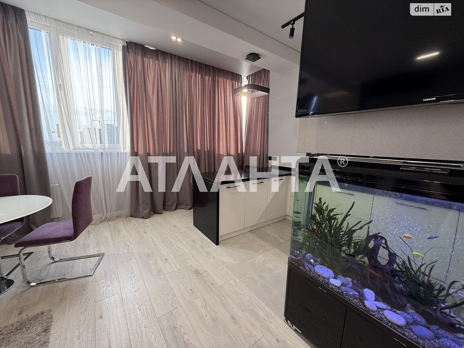 Продажа трехкомнатной квартиры в Одессе, на ул. Армейская, район Приморский фото 1 Продажа трехкомнатной квартиры в Одессе, на ул. Армейская, район Приморский фото 1