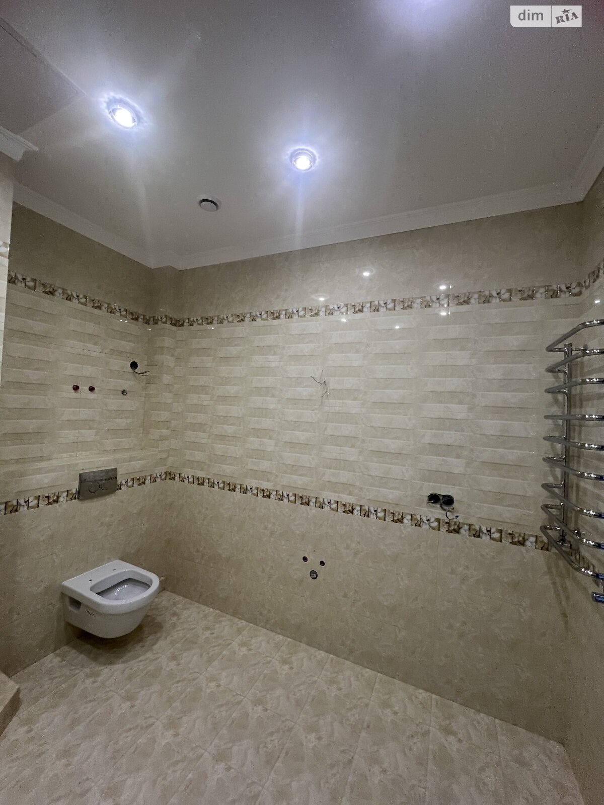 Продажа двухкомнатной квартиры в Одессе, на ул. Армейская 8Б, район Приморский фото 1 Продажа двухкомнатной квартиры в Одессе, на ул. Армейская 8Б, район Приморский фото 1