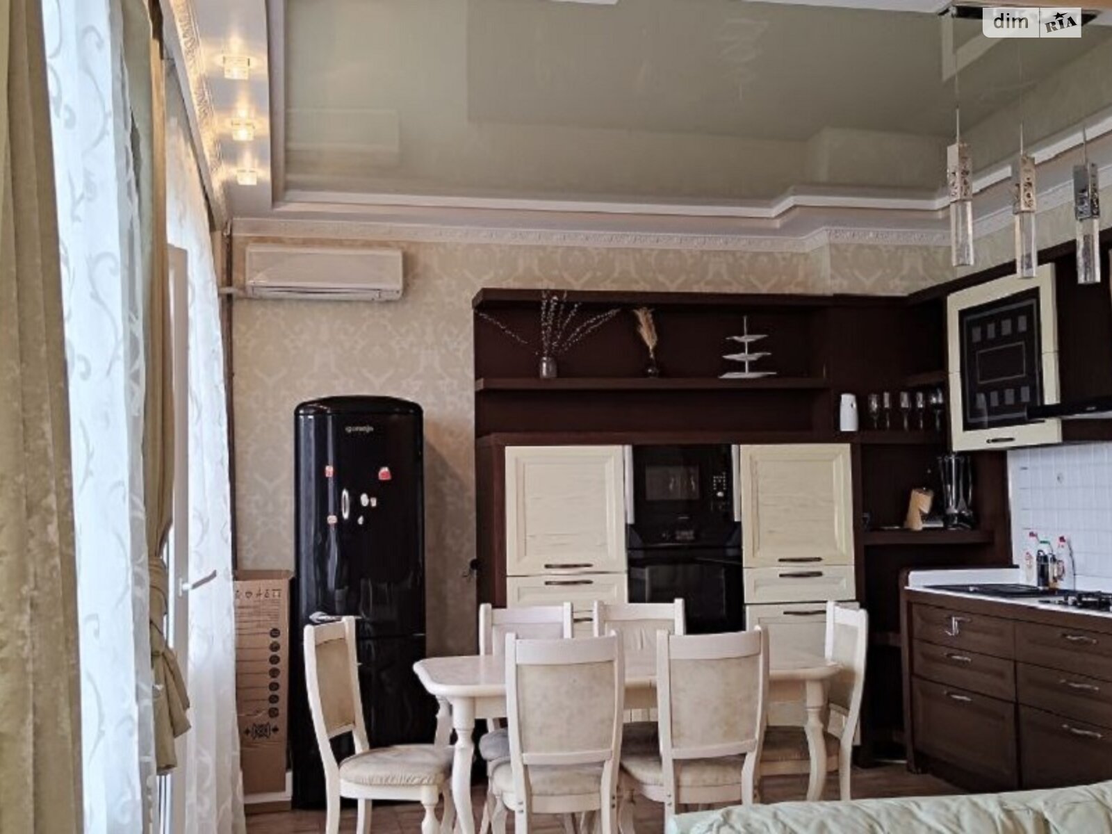 Продажа трехкомнатной квартиры в Одессе, на ул. Артура Савельева 4, кв. 6, район Приморский фото 1