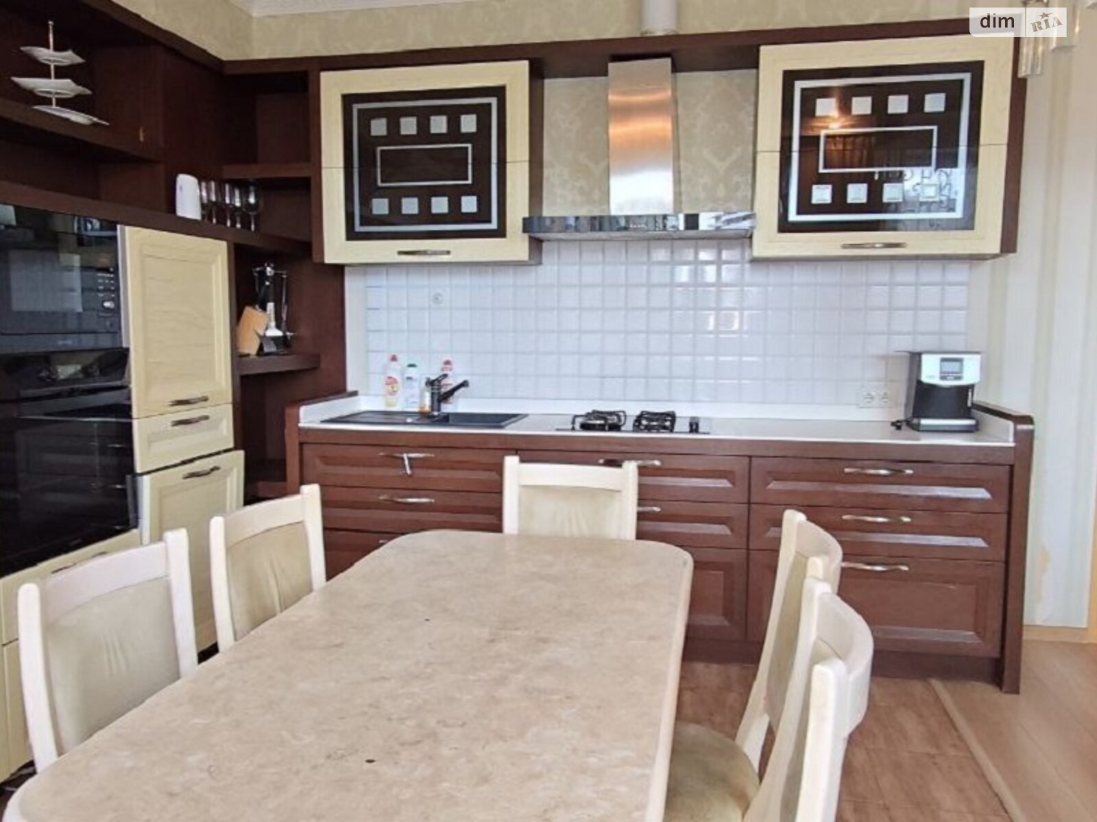 Продажа трехкомнатной квартиры в Одессе, на ул. Артура Савельева 4, кв. 6, район Приморский фото 1