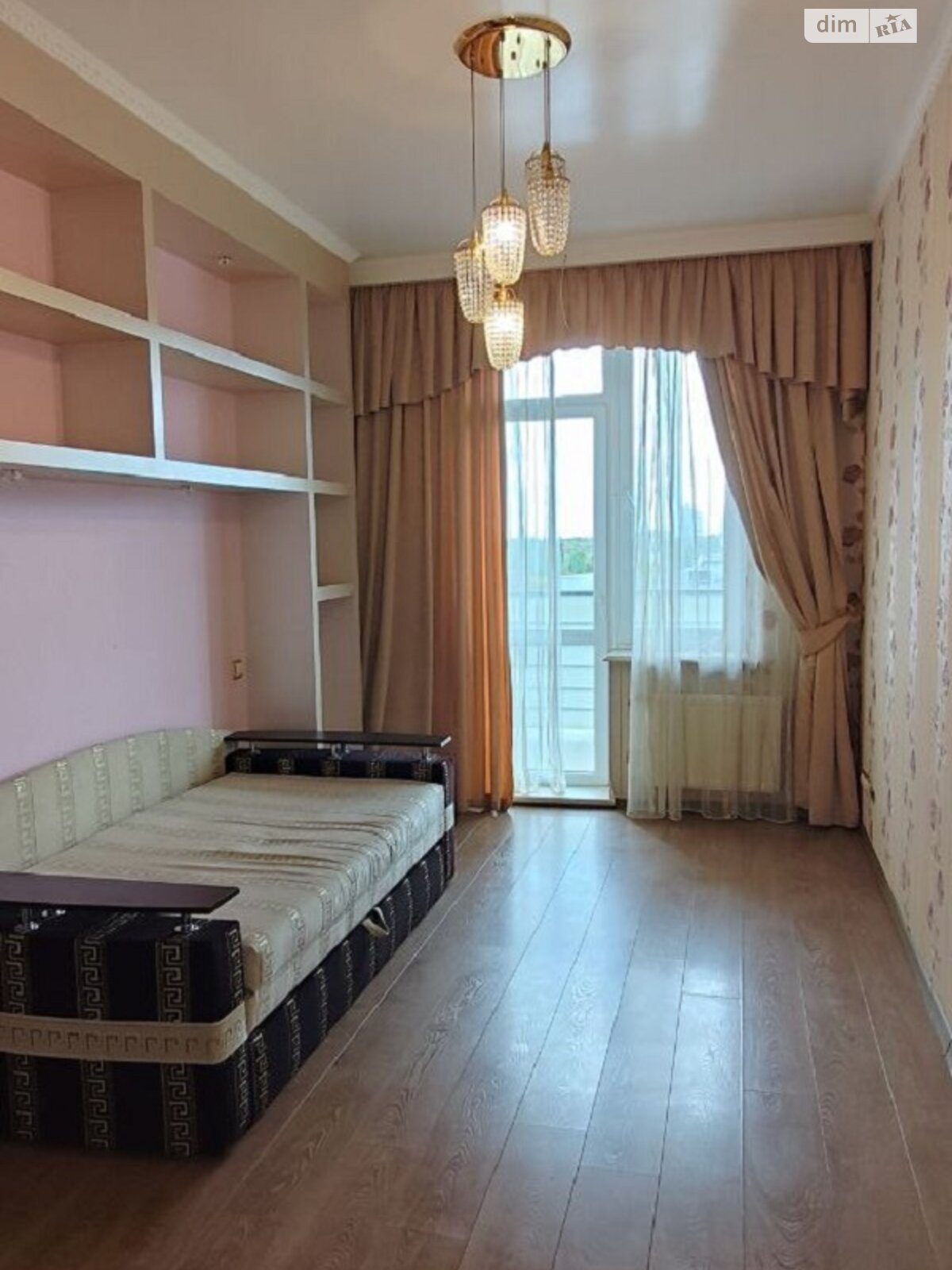 Продажа трехкомнатной квартиры в Одессе, на ул. Артура Савельева 4, кв. 6, район Приморский фото 1