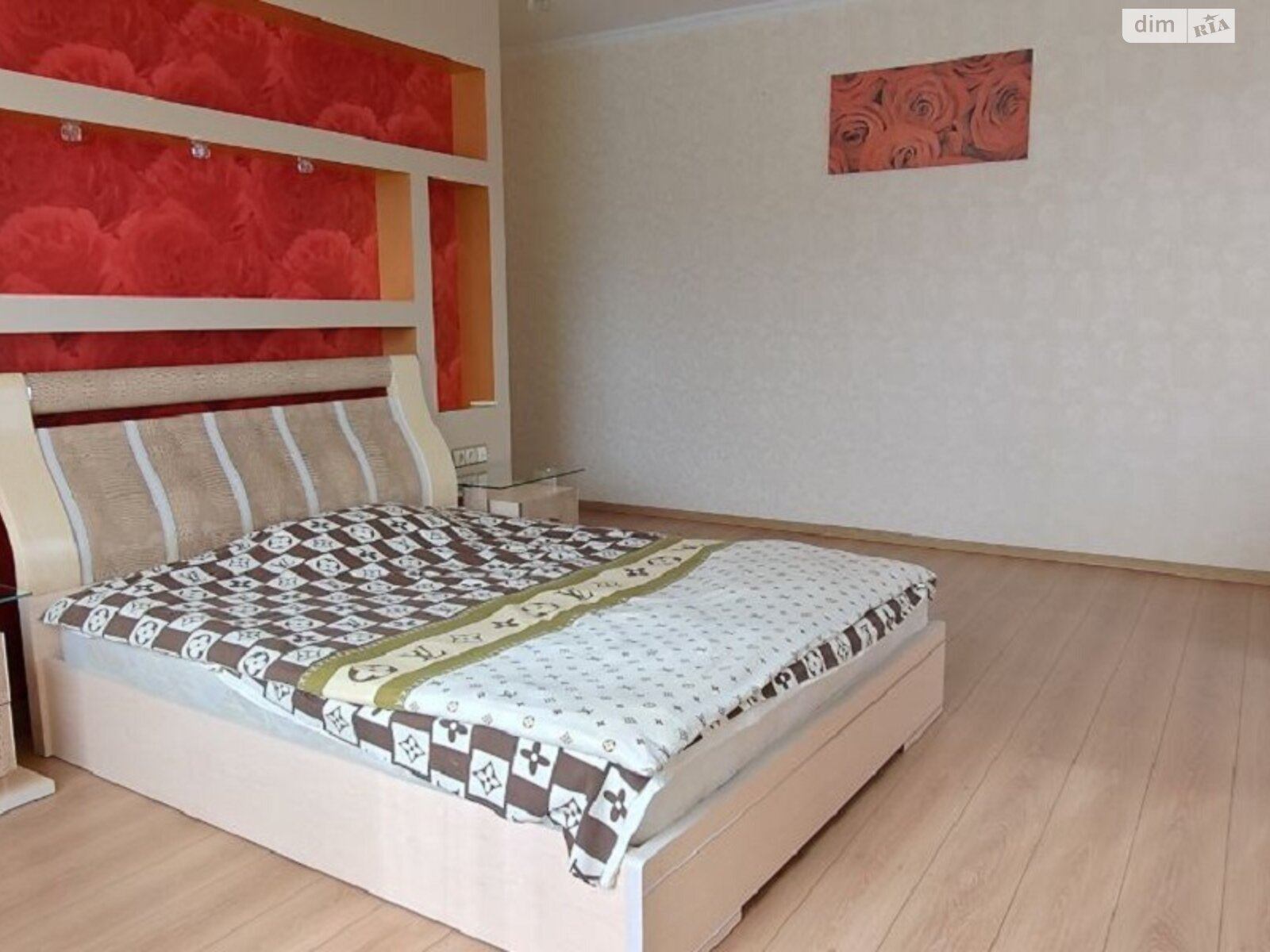 Продажа трехкомнатной квартиры в Одессе, на ул. Артура Савельева 4, кв. 6, район Приморский фото 1