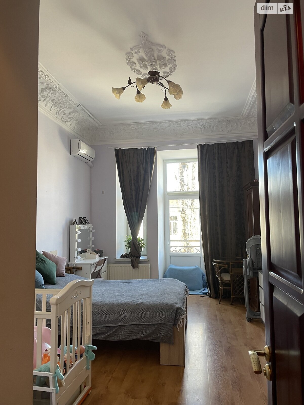 Продажа пятикомнатной квартиры в Одессе, на ул. Асташкина, район Приморский фото 1