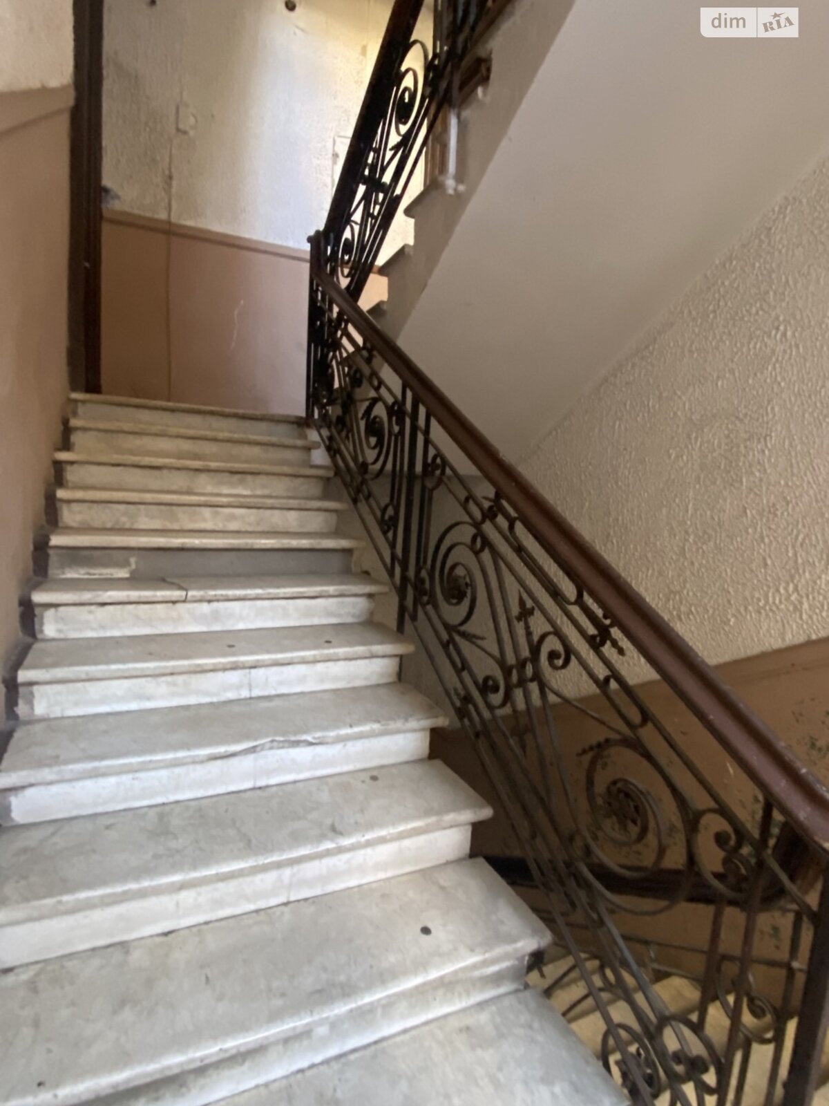 Продажа пятикомнатной квартиры в Одессе, на ул. Асташкина, район Приморский фото 1