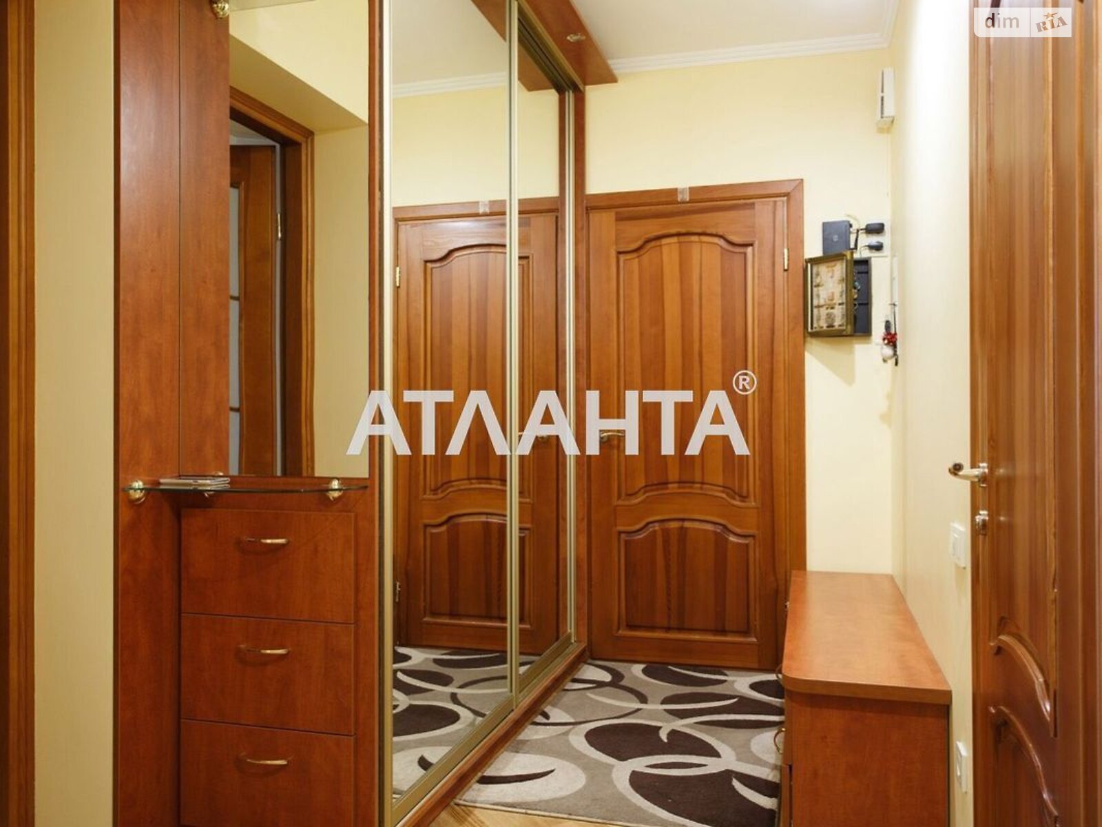 Продажа трехкомнатной квартиры в Одессе, на ул. Авдеева-Черноморского 2Б, район Приморский фото 1