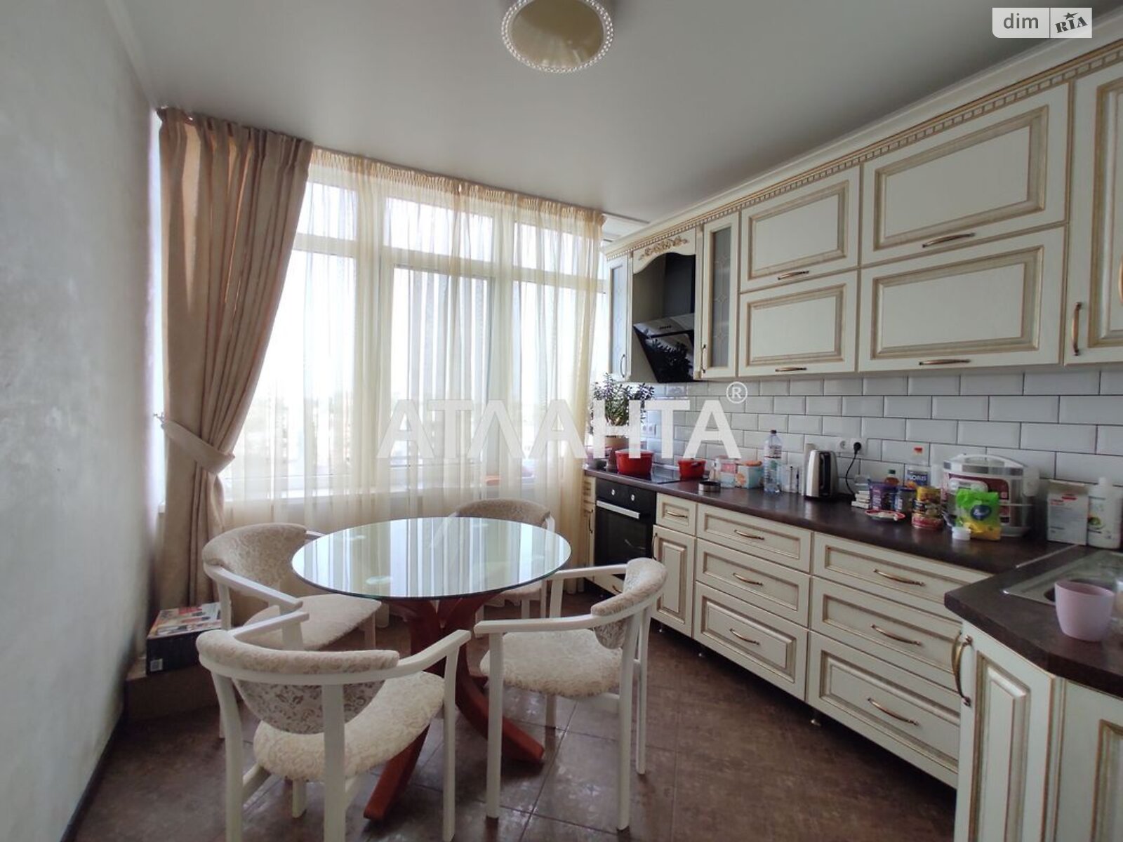 Продаж однокімнатної квартири в Одесі, на вул. Басейна 6А, район Приморський фото 1