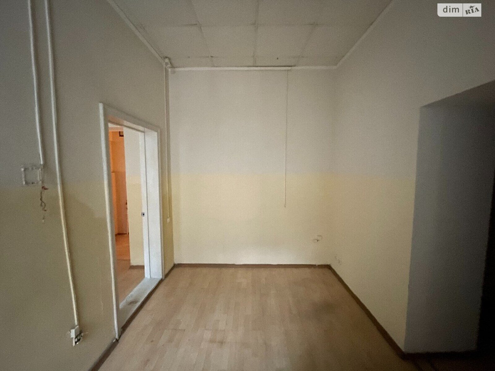 Продаж чотирикімнатної квартири в Одесі, на вул. Базарна, район Приморський фото 1 Продаж чотирикімнатної квартири в Одесі, на вул. Базарна, район Приморський фото 1