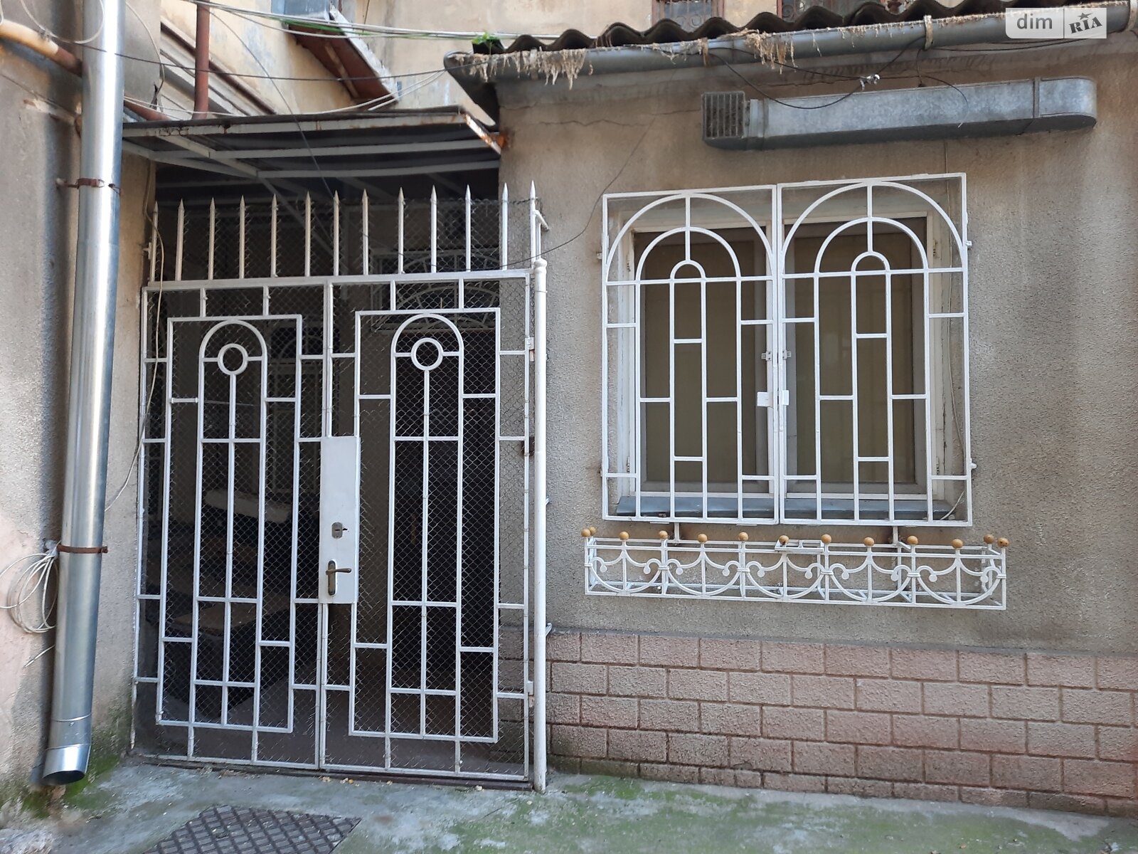 Продаж трикімнатної квартири в Одесі, на вул. Базарна, район Приморський фото 1
