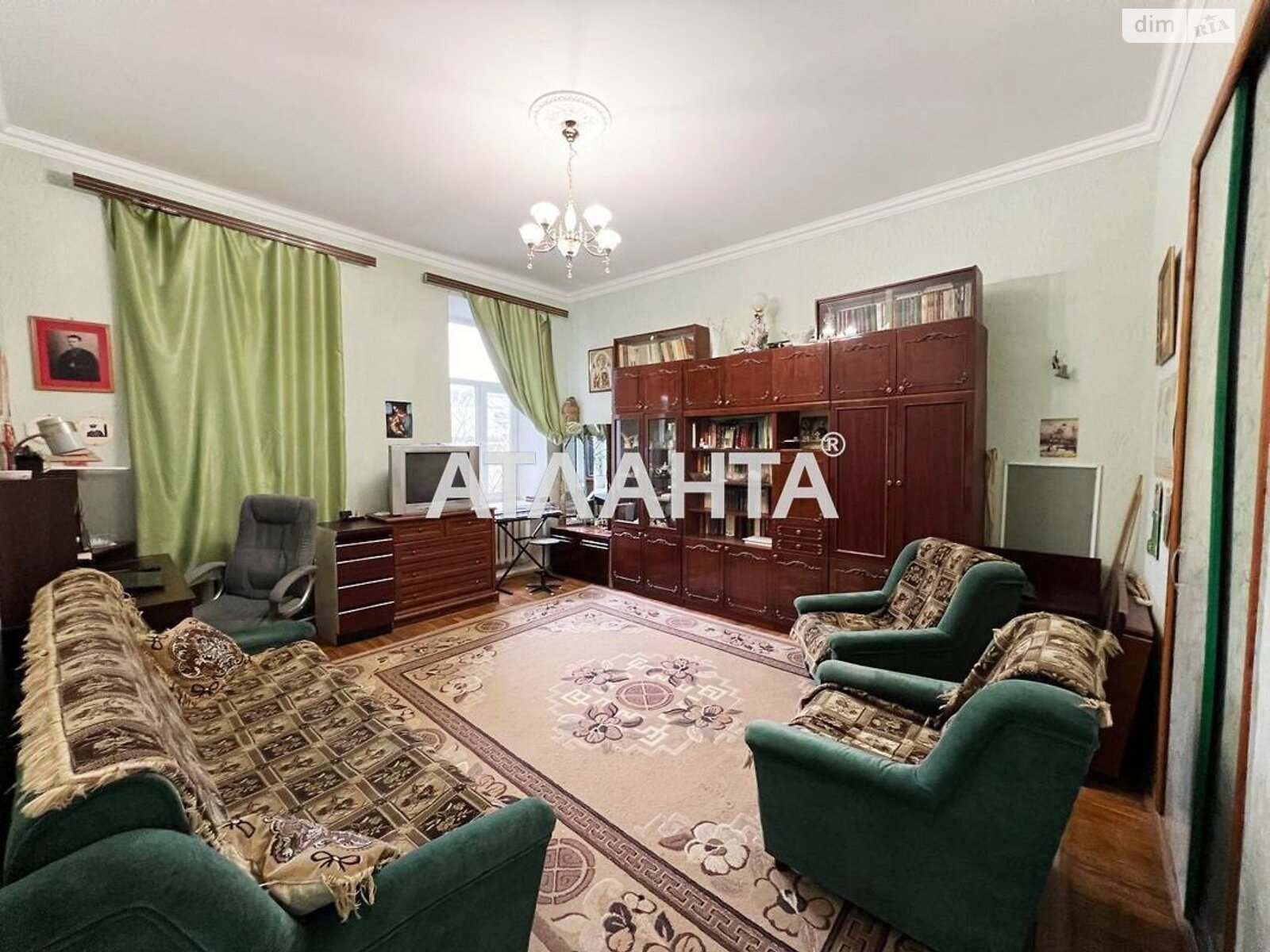 Продаж чотирикімнатної квартири в Одесі, на вул. Базарна, район Приморський фото 1