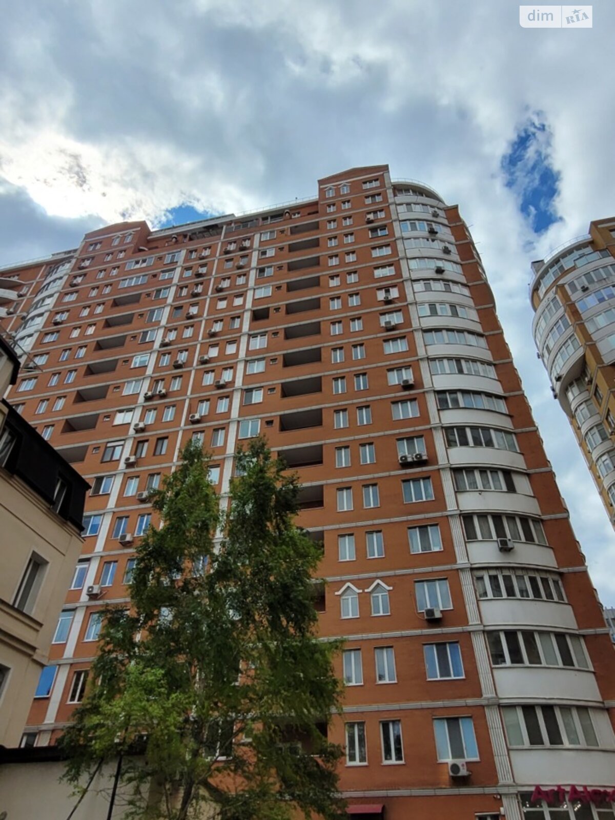 Продажа двухкомнатной квартиры в Одессе, на ул. Базарная 5/4, район Приморский фото 1 Продажа двухкомнатной квартиры в Одессе, на ул. Базарная 5/4, район Приморский фото 1