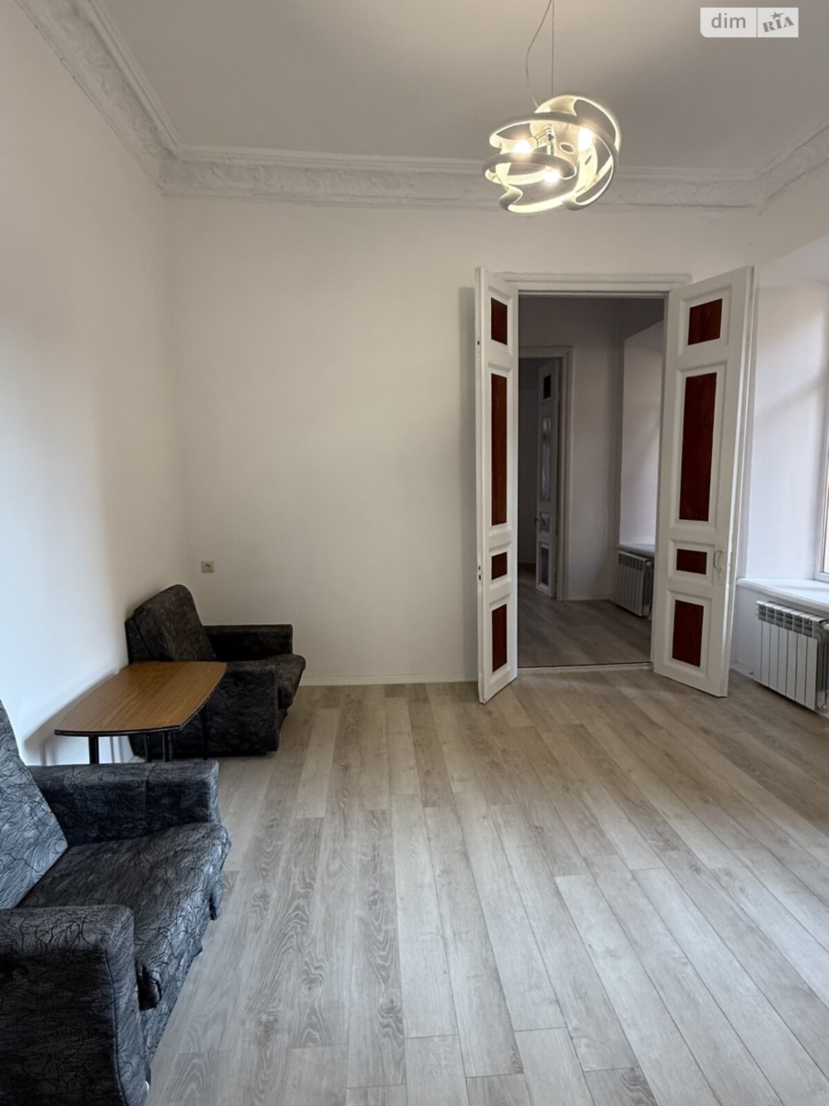 Продажа трехкомнатной квартиры в Одессе, на ул. Базарная 102, район Приморский фото 1 Продажа трехкомнатной квартиры в Одессе, на ул. Базарная 102, район Приморский фото 1