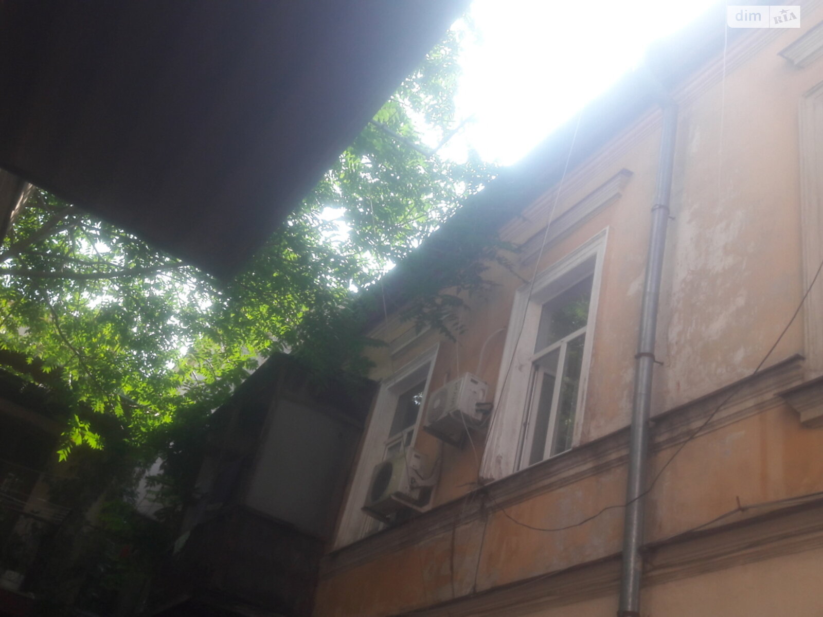 Продаж трикімнатної квартири в Одесі, на вул. Базарна, район Приморський фото 1 Продаж трикімнатної квартири в Одесі, на вул. Базарна, район Приморський фото 1