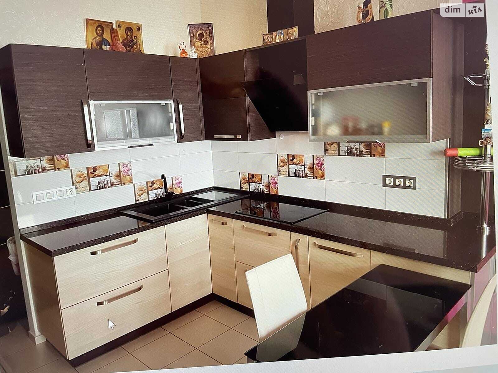 Продаж однокімнатної квартири в Одесі, на вул. Базарна 5/3, район Приморський фото 1 Продаж однокімнатної квартири в Одесі, на вул. Базарна 5/3, район Приморський фото 1