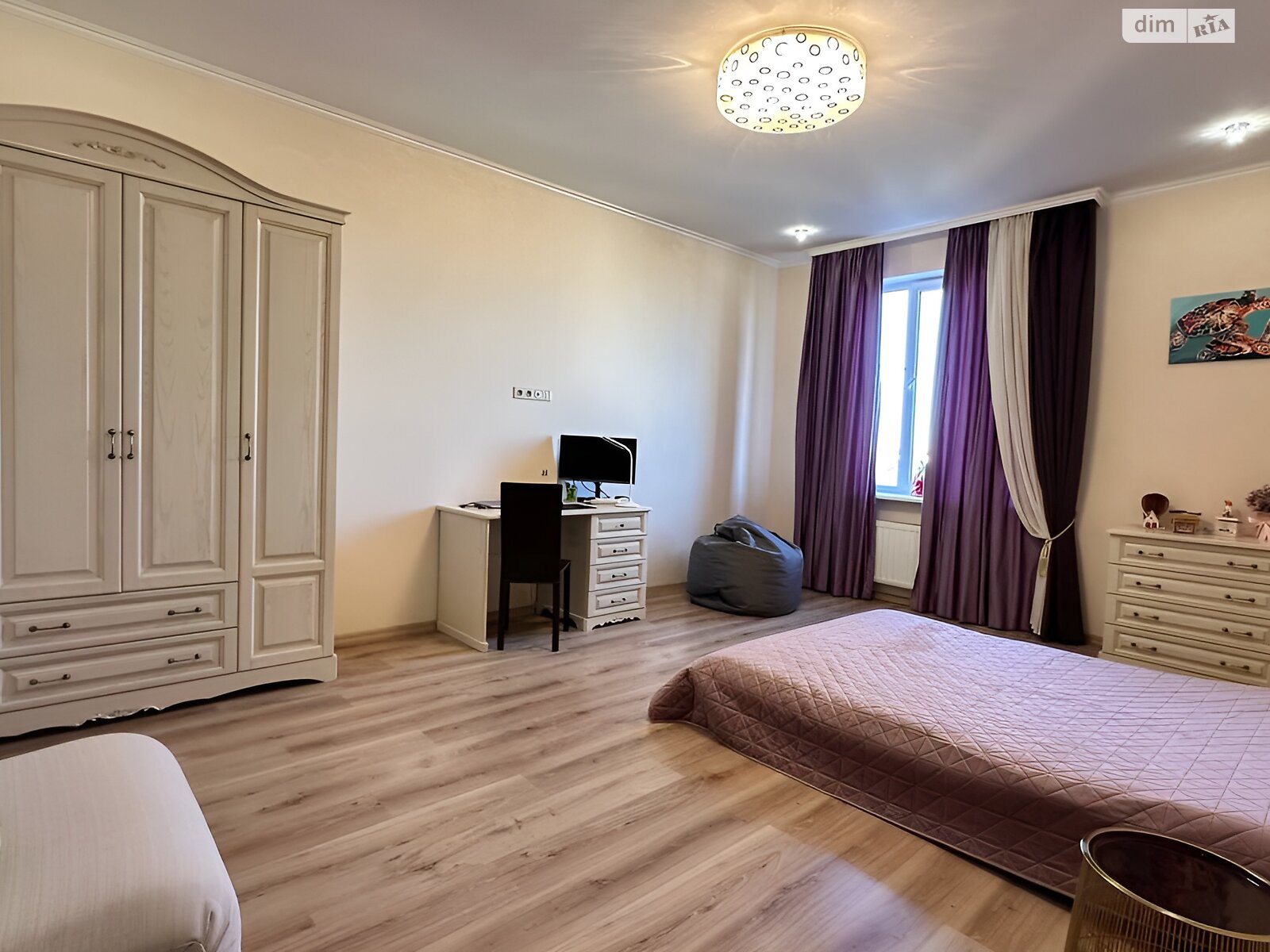 Продажа трехкомнатной квартиры в Одессе, на ул. Базарная, район Приморский фото 1 Продажа трехкомнатной квартиры в Одессе, на ул. Базарная, район Приморский фото 1
