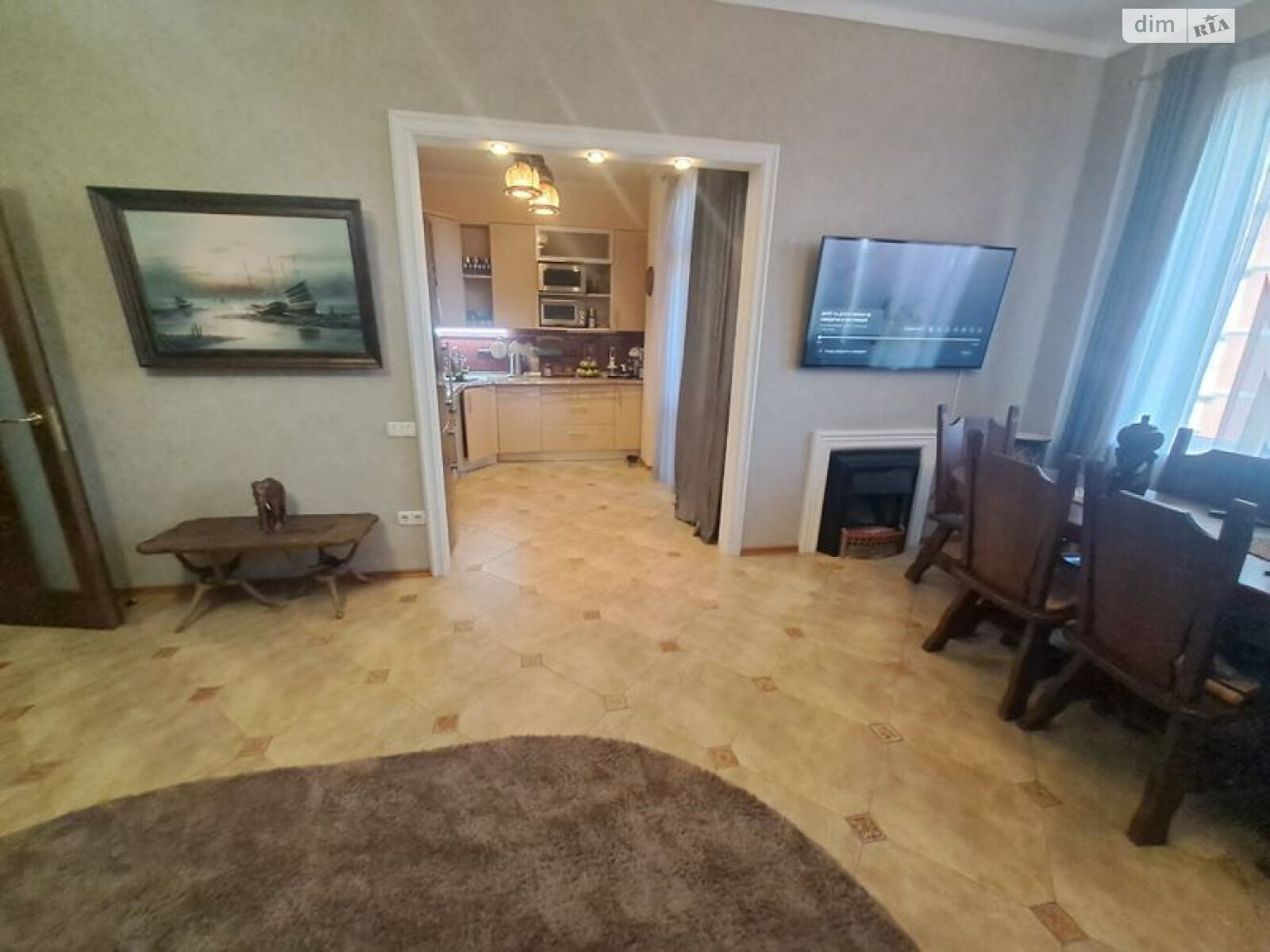 Продаж трикімнатної квартири в Одесі, на вул. Базарна, район Приморський фото 1 Продаж трикімнатної квартири в Одесі, на вул. Базарна, район Приморський фото 1