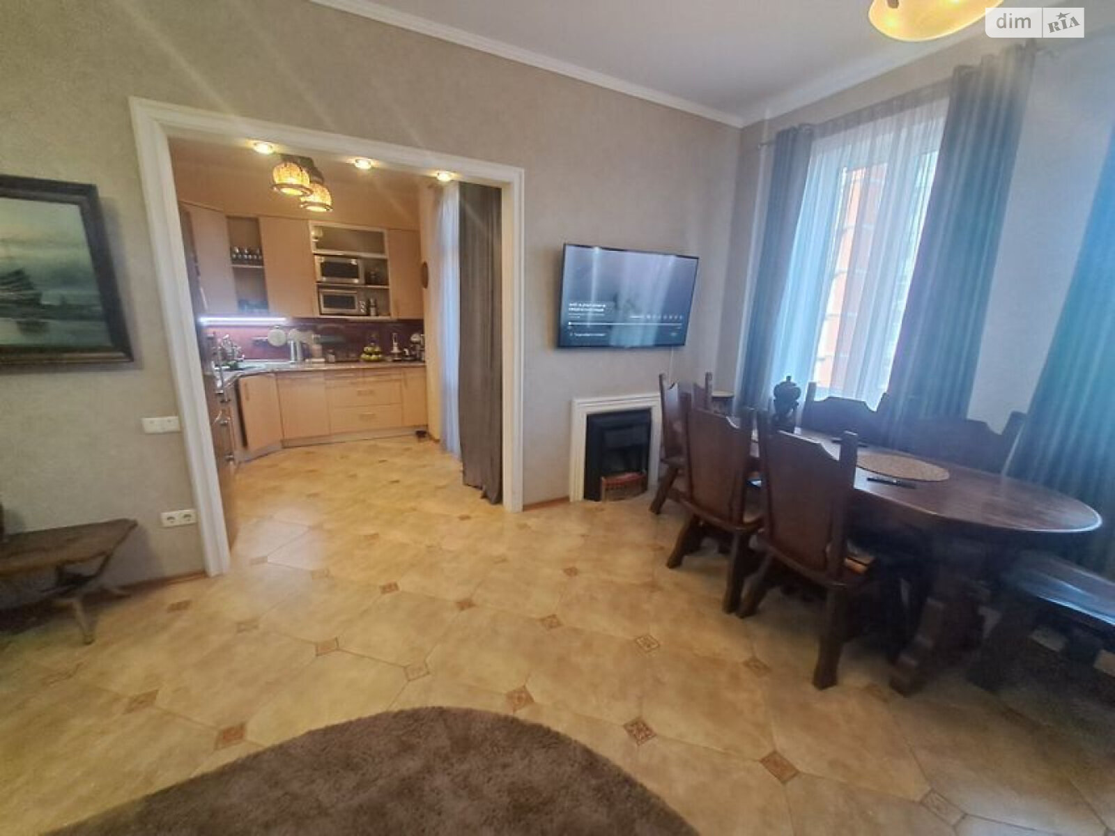Продаж трикімнатної квартири в Одесі, на вул. Базарна, район Приморський фото 1 Продаж трикімнатної квартири в Одесі, на вул. Базарна, район Приморський фото 1