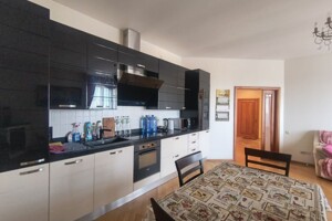 Продажа двухкомнатной квартиры в Одессе, на ул. Базарная, район Приморский фото 2