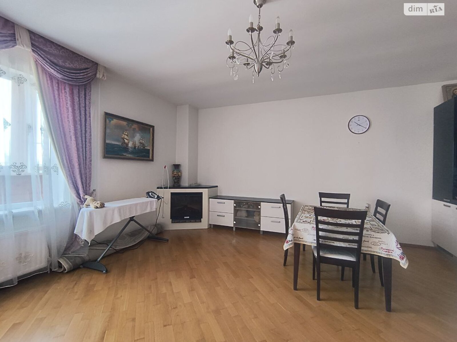 Продаж двокімнатної квартири в Одесі, на вул. Базарна, район Приморський фото 1 Продаж двокімнатної квартири в Одесі, на вул. Базарна, район Приморський фото 1