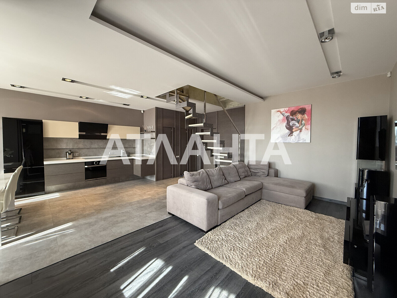 Продаж двокімнатної квартири в Одесі, на вул. Базарна 5/2, район Приморський фото 1 Продаж двокімнатної квартири в Одесі, на вул. Базарна 5/2, район Приморський фото 1