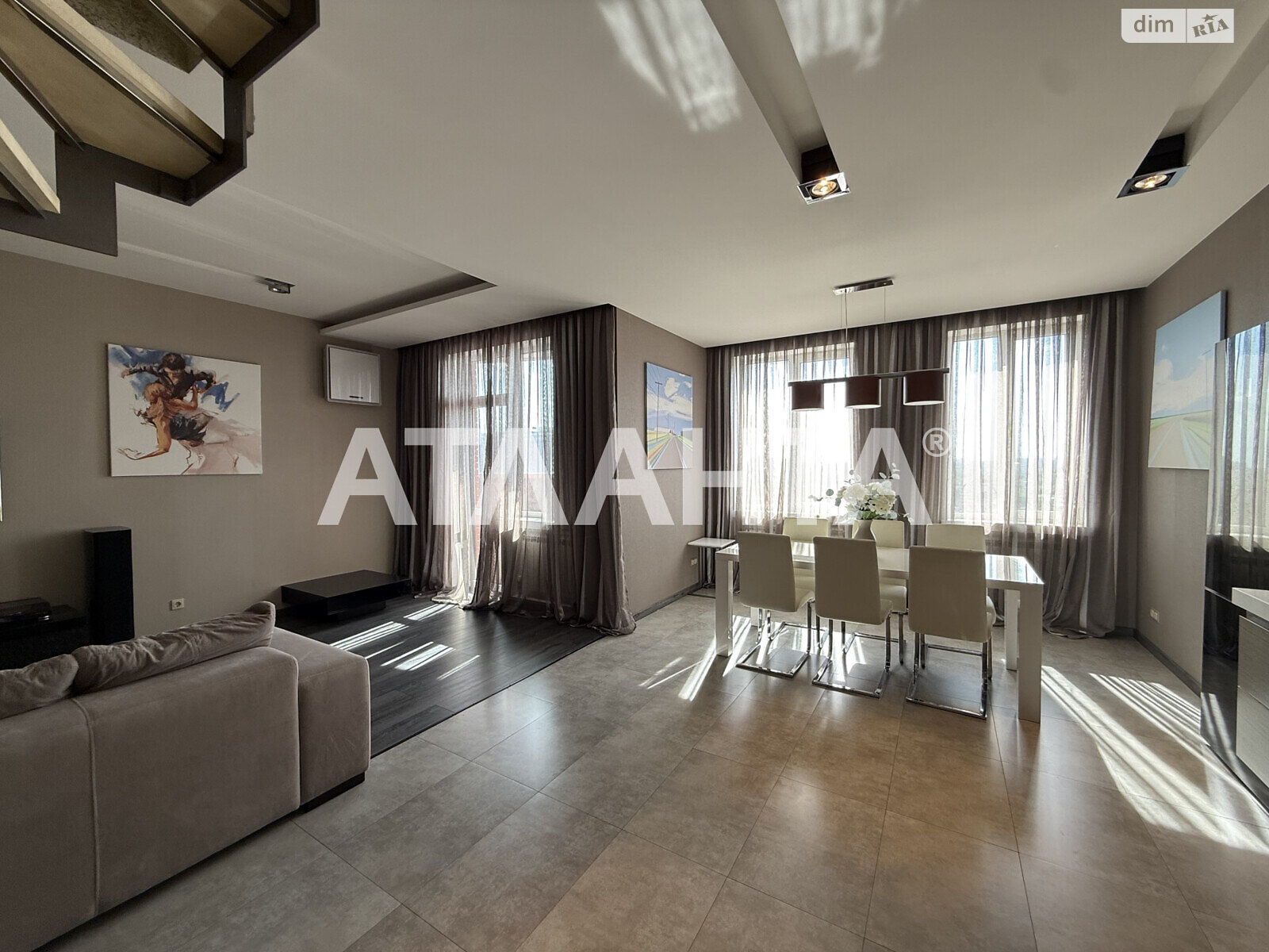 Продаж двокімнатної квартири в Одесі, на вул. Базарна 5/2, район Приморський фото 1 Продаж двокімнатної квартири в Одесі, на вул. Базарна 5/2, район Приморський фото 1