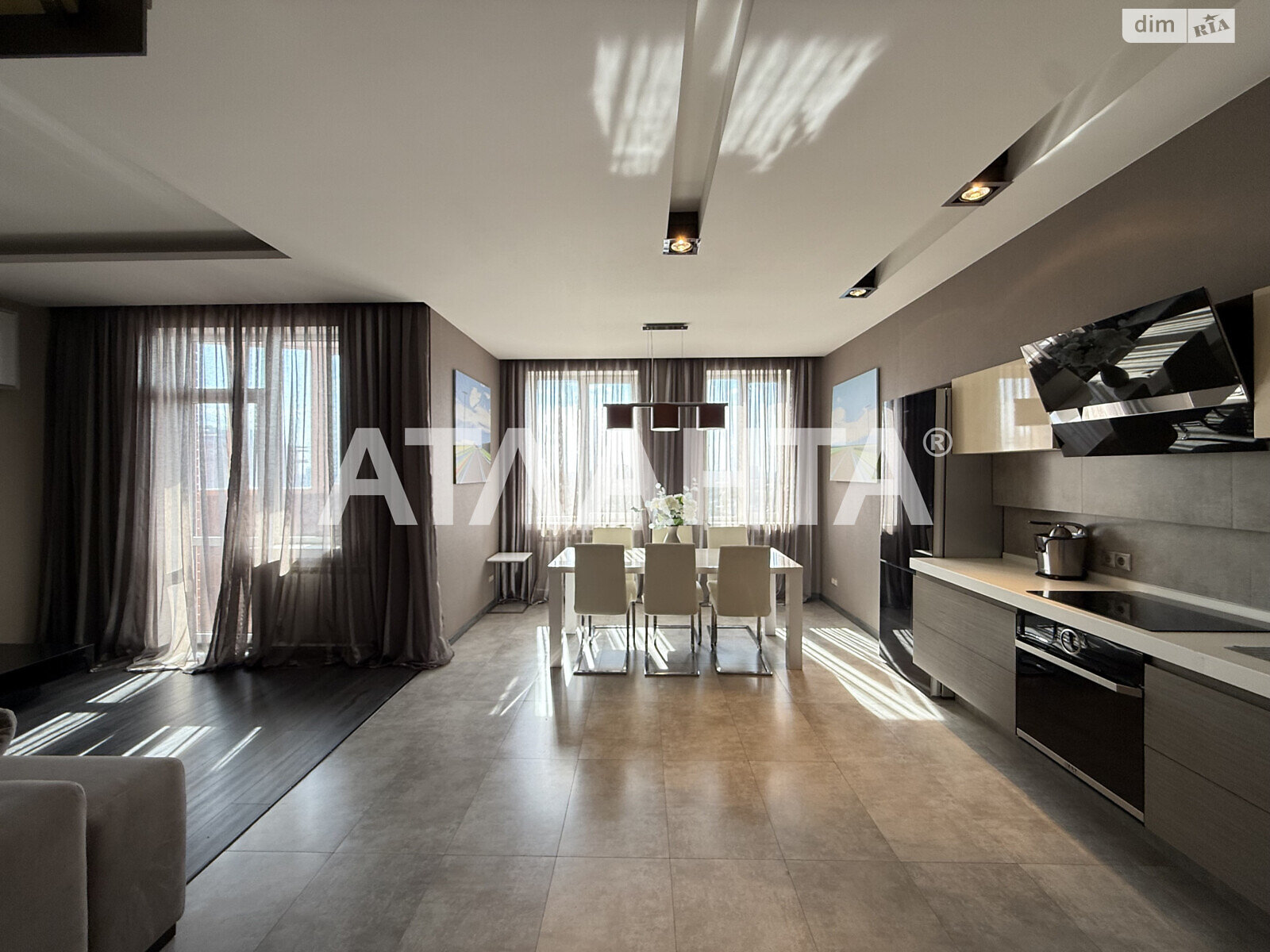 Продаж двокімнатної квартири в Одесі, на вул. Базарна 5/2, район Приморський фото 1 Продаж двокімнатної квартири в Одесі, на вул. Базарна 5/2, район Приморський фото 1