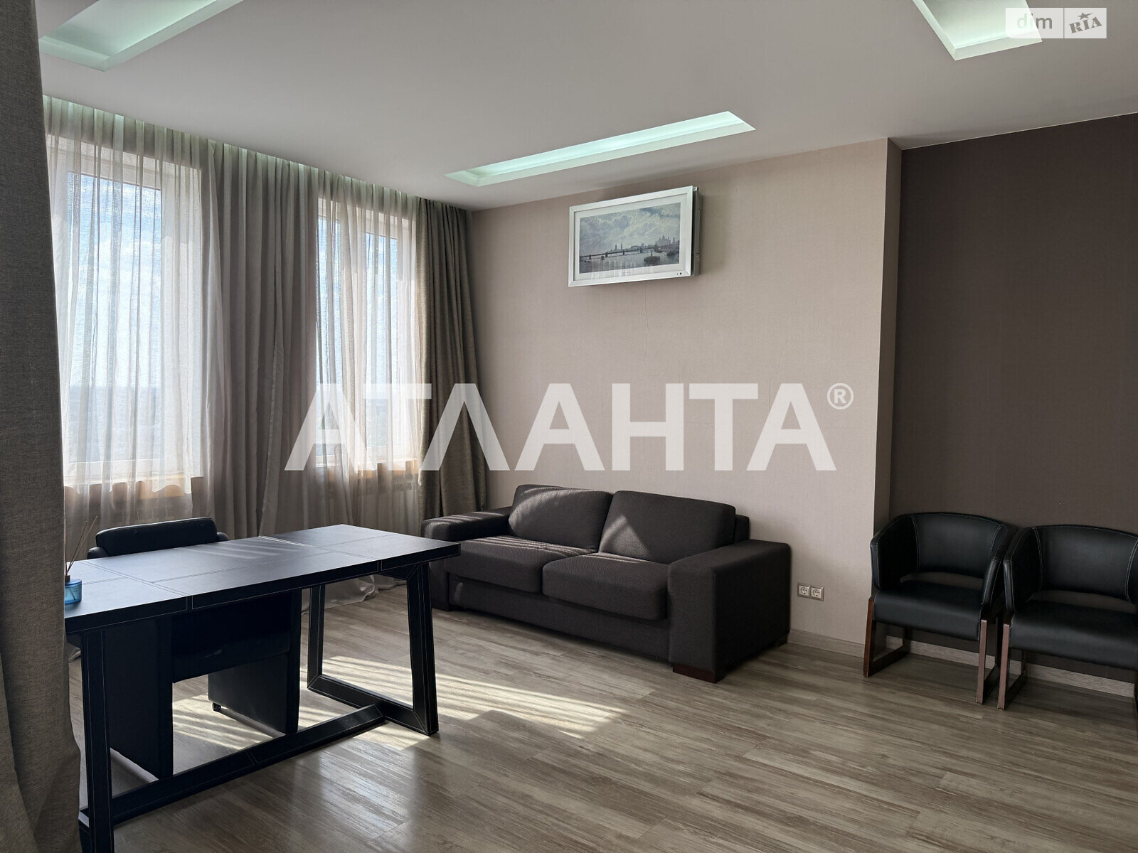 Продаж двокімнатної квартири в Одесі, на вул. Базарна 5/2, район Приморський фото 1 Продаж двокімнатної квартири в Одесі, на вул. Базарна 5/2, район Приморський фото 1