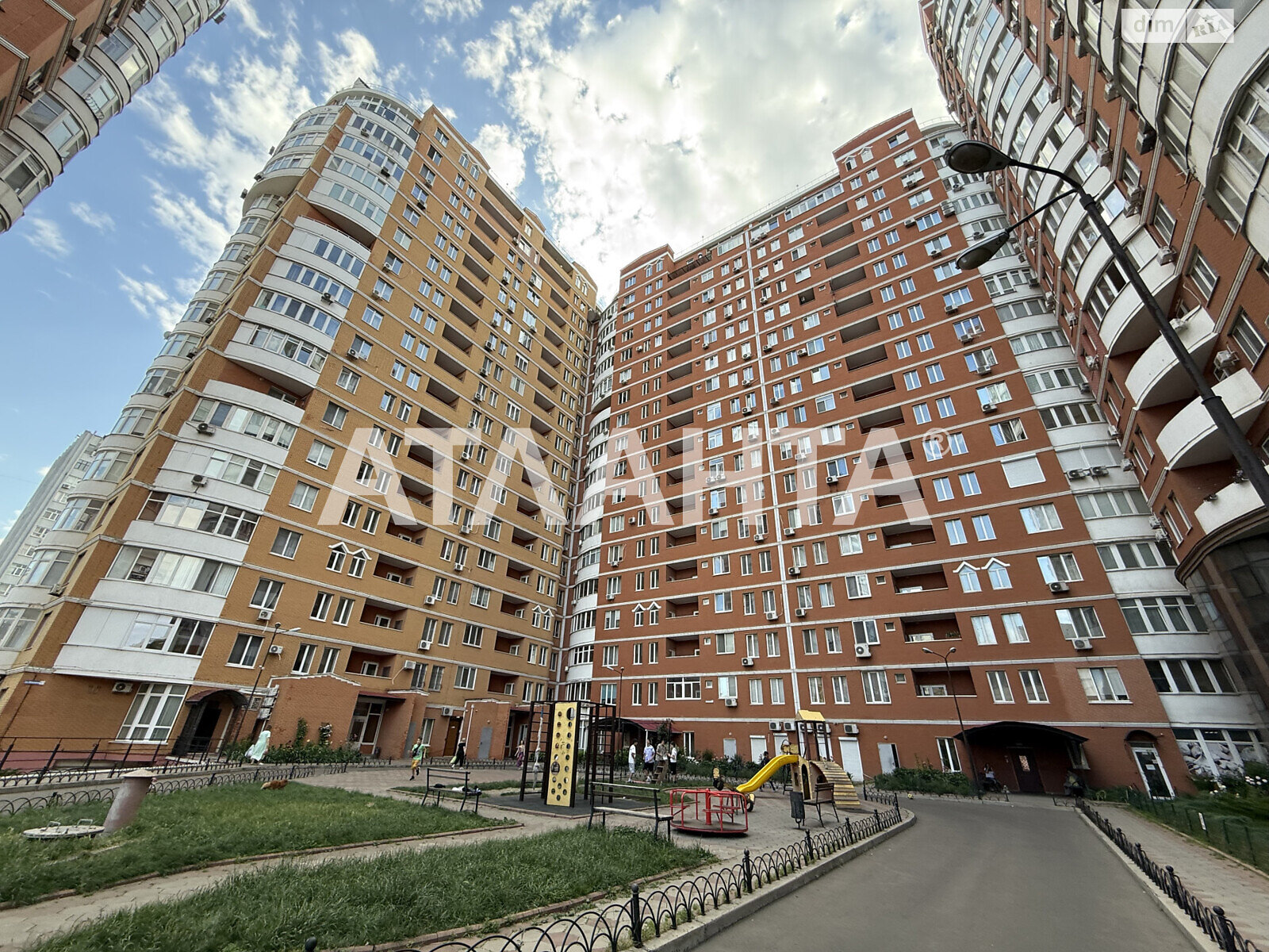 Продаж двокімнатної квартири в Одесі, на вул. Базарна 5/2, район Приморський фото 1 Продаж двокімнатної квартири в Одесі, на вул. Базарна 5/2, район Приморський фото 1