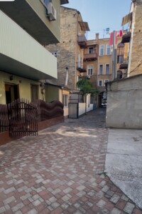 Продаж чотирикімнатної квартири в Одесі, на вул. Базарна, район Приморський фото 2