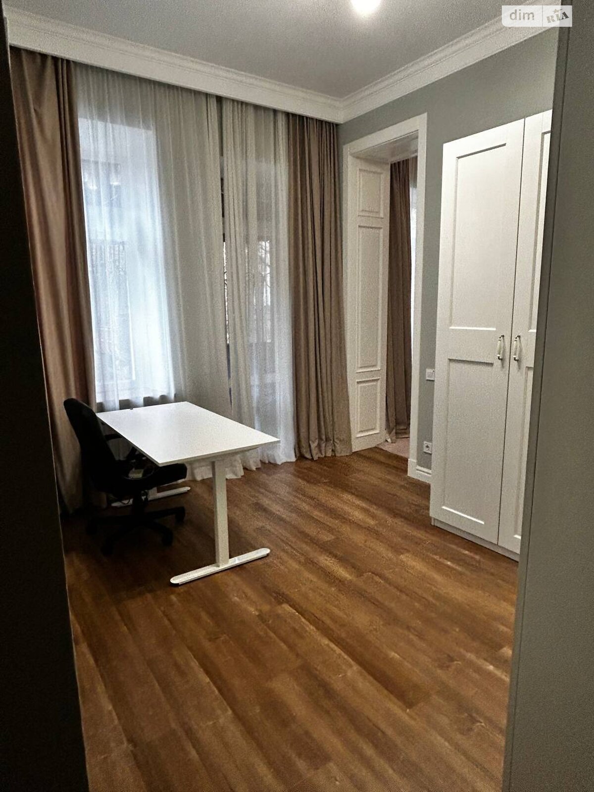 Продажа четырехкомнатной квартиры в Одессе, на ул. Базарная, район Приморский фото 1