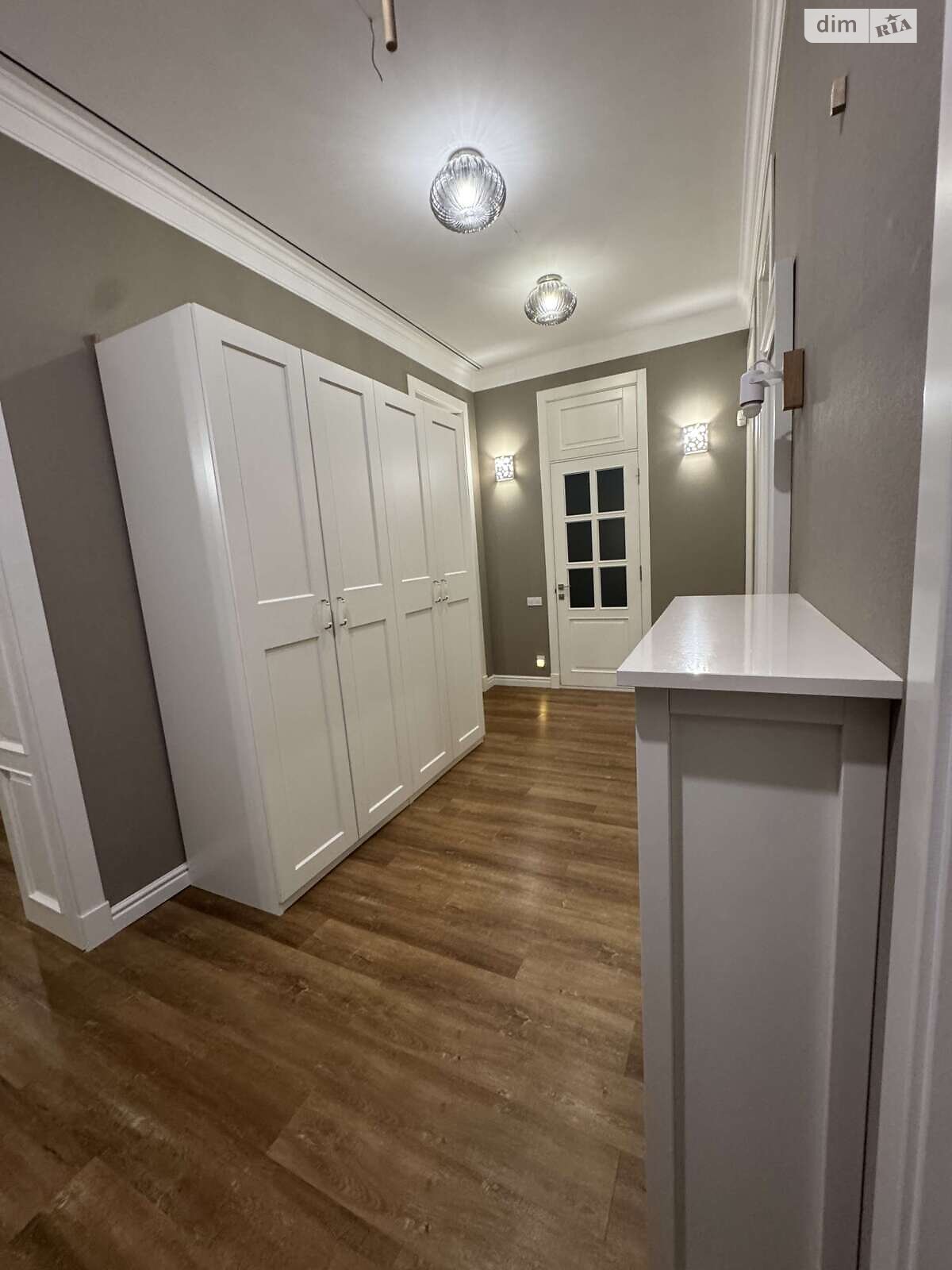 Продажа четырехкомнатной квартиры в Одессе, на ул. Базарная, район Приморский фото 1