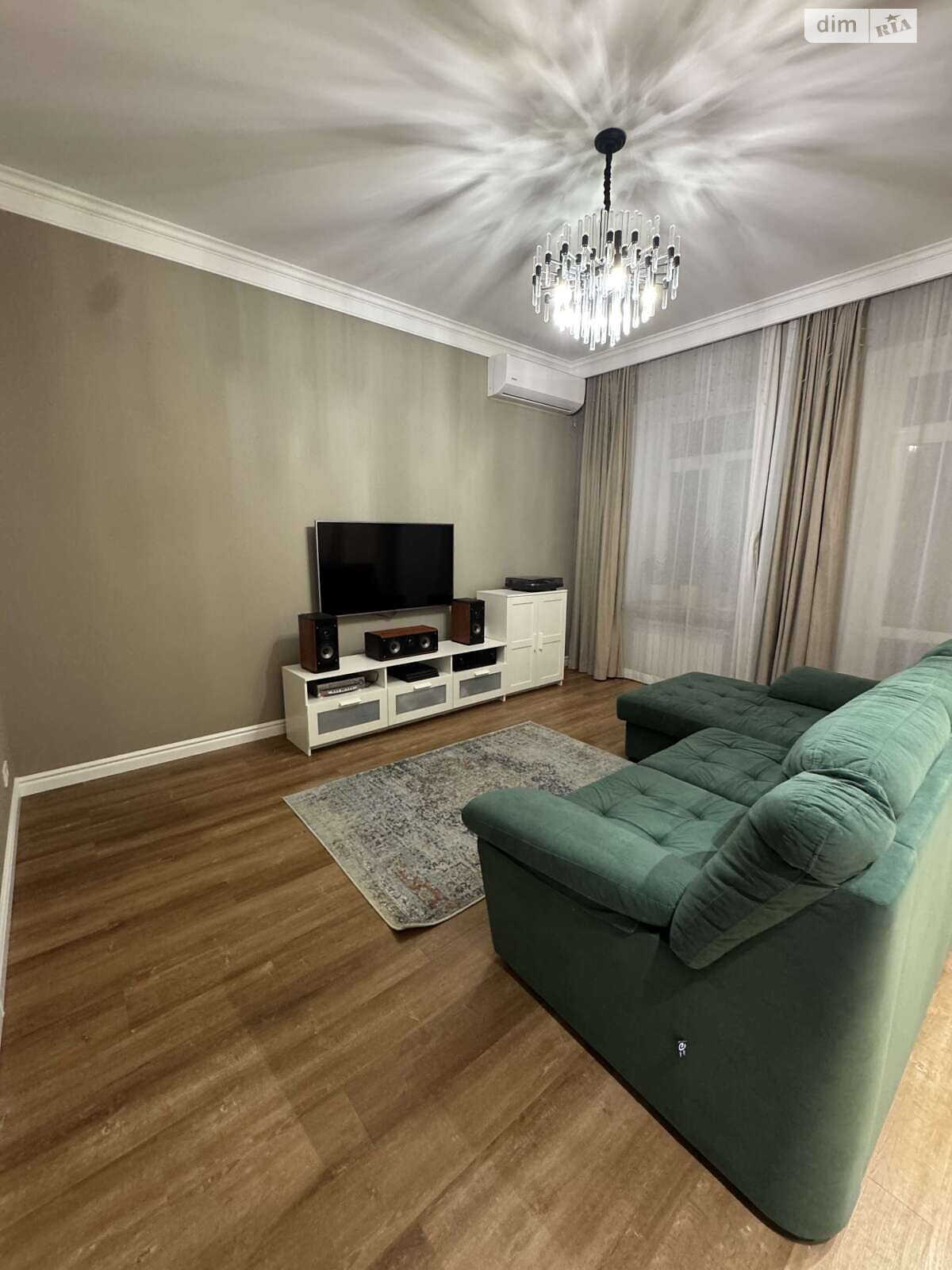 Продажа четырехкомнатной квартиры в Одессе, на ул. Базарная, район Приморский фото 1