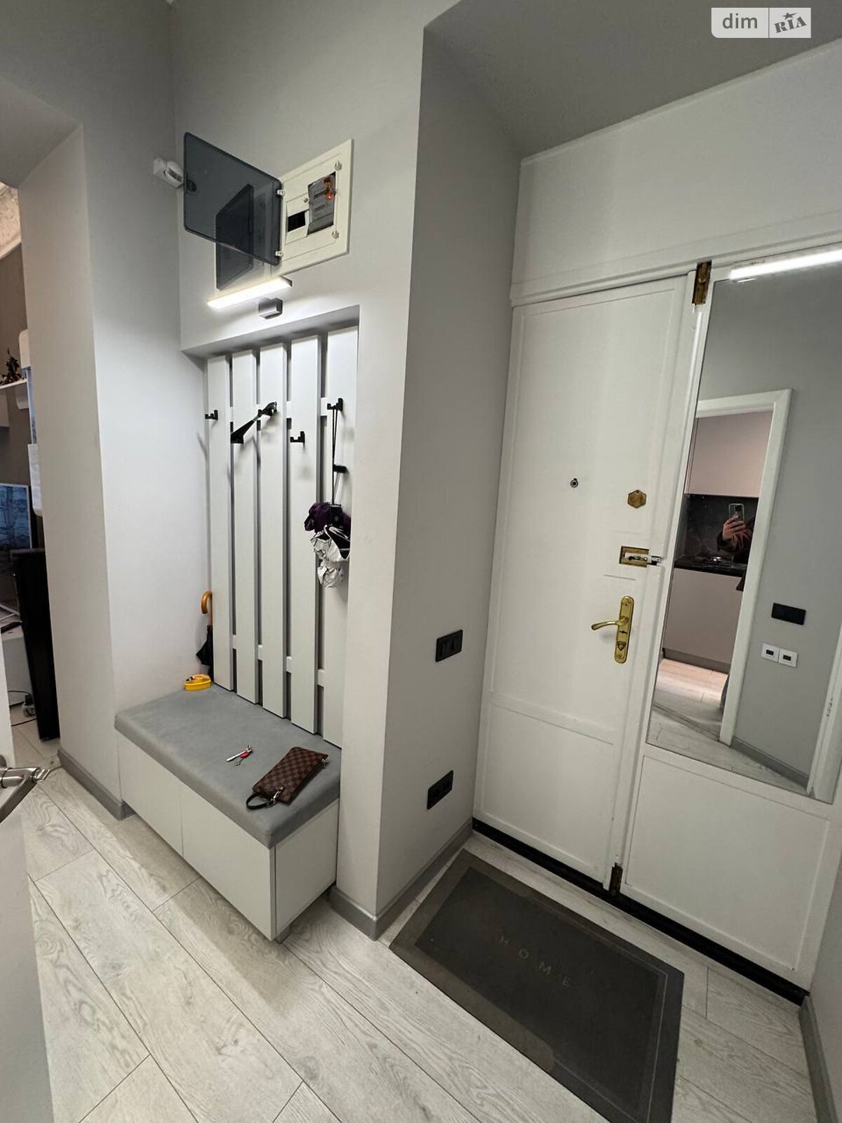 Продаж трикімнатної квартири в Одесі, на вул. Велика Арнаутська 59, район Приморський фото 1 Продаж трикімнатної квартири в Одесі, на вул. Велика Арнаутська 59, район Приморський фото 1