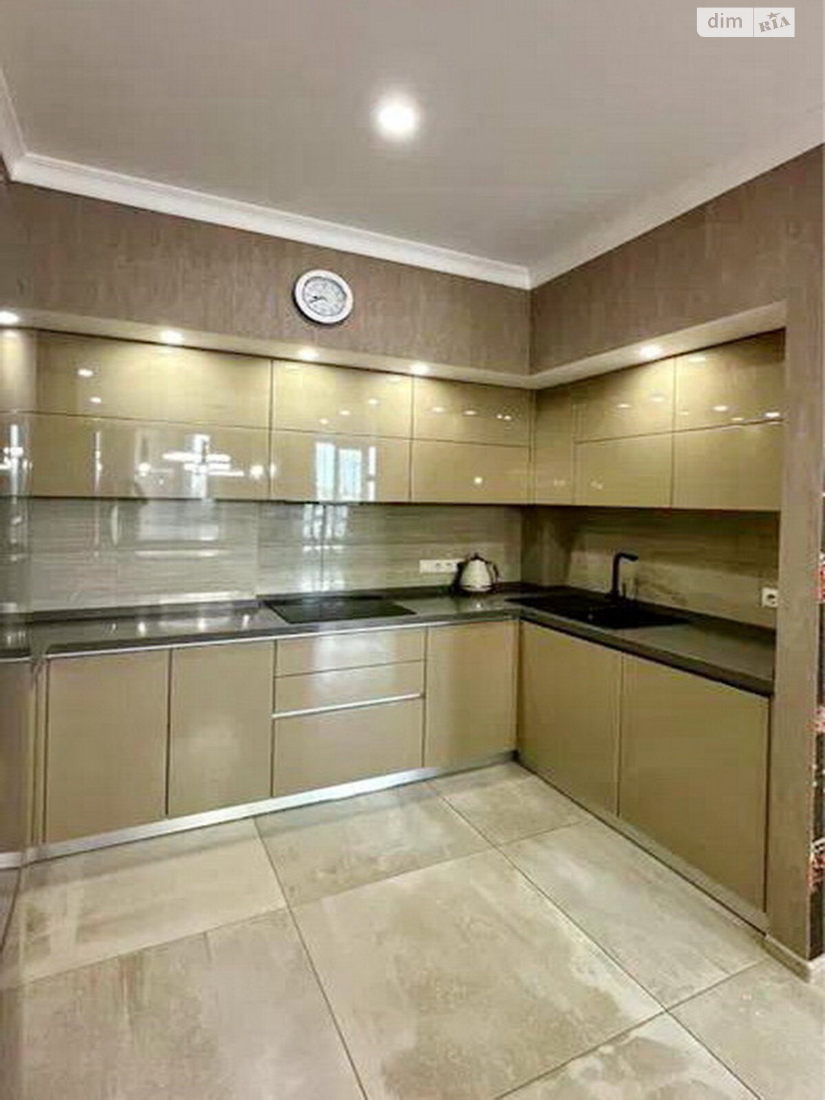 Продажа однокомнатной квартиры в Одессе, на ул. Большая Арнаутская 23Б, район Приморский фото 1