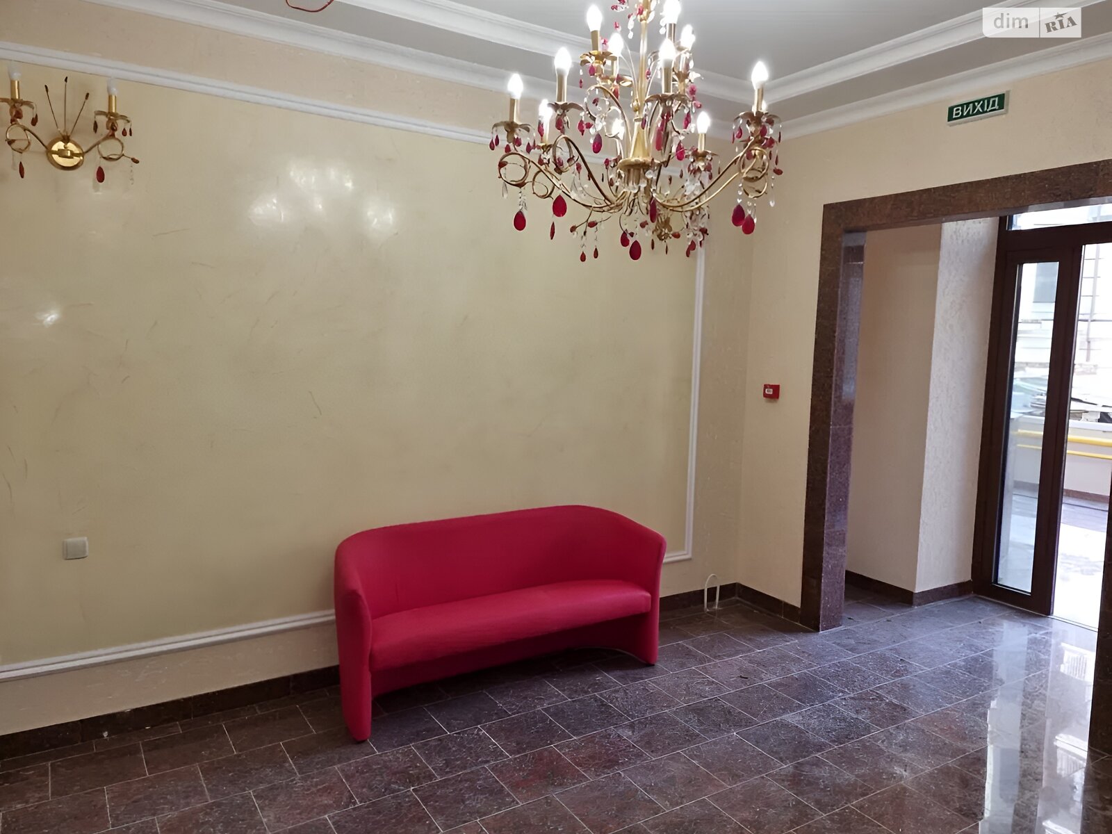 Продаж трикімнатної квартири в Одесі, на вул. Бориса Літвака 9, район Приморський фото 1 Продаж трикімнатної квартири в Одесі, на вул. Бориса Літвака 9, район Приморський фото 1