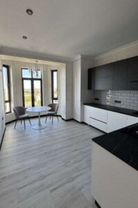 Продажа трехкомнатной квартиры в Одессе, на ул. Бориса Литвака 9, район Приморский фото 2