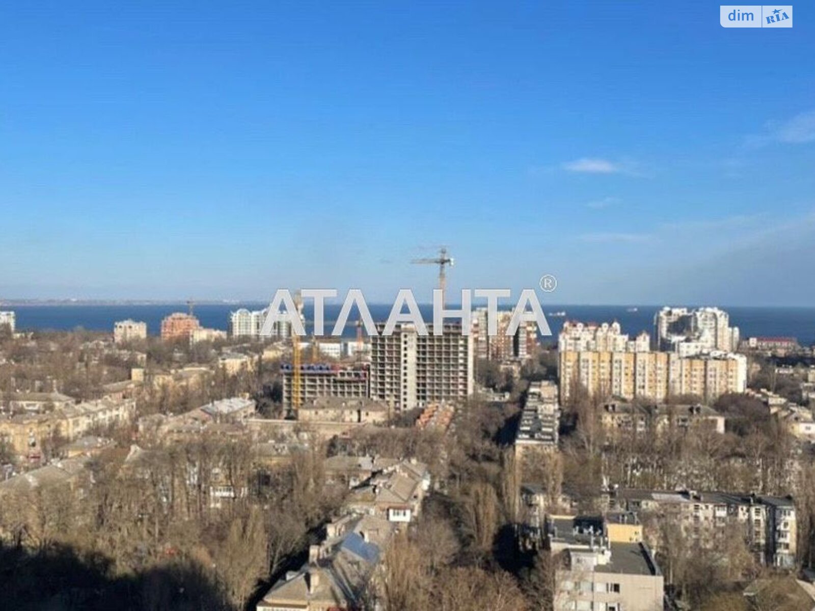 Продажа трехкомнатной квартиры в Одессе, на просп. Гагарина 19В, район Приморский фото 1