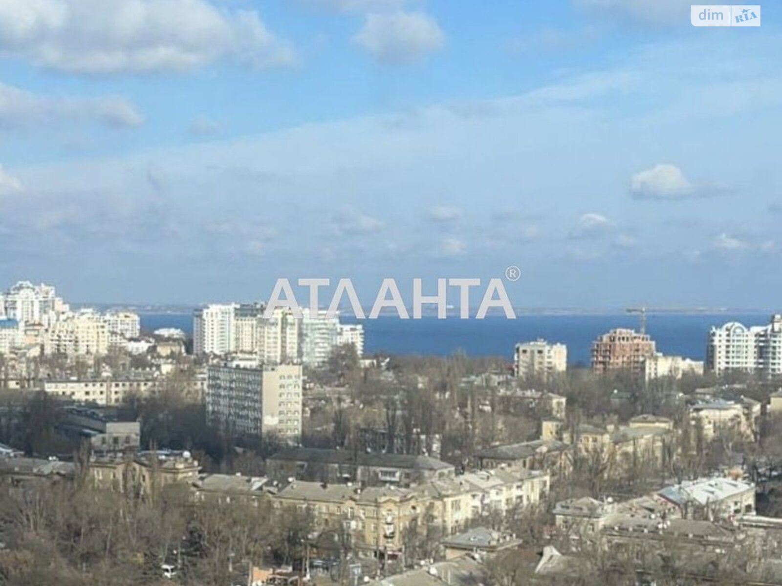 Продажа трехкомнатной квартиры в Одессе, на просп. Гагарина 19В, район Приморский фото 1