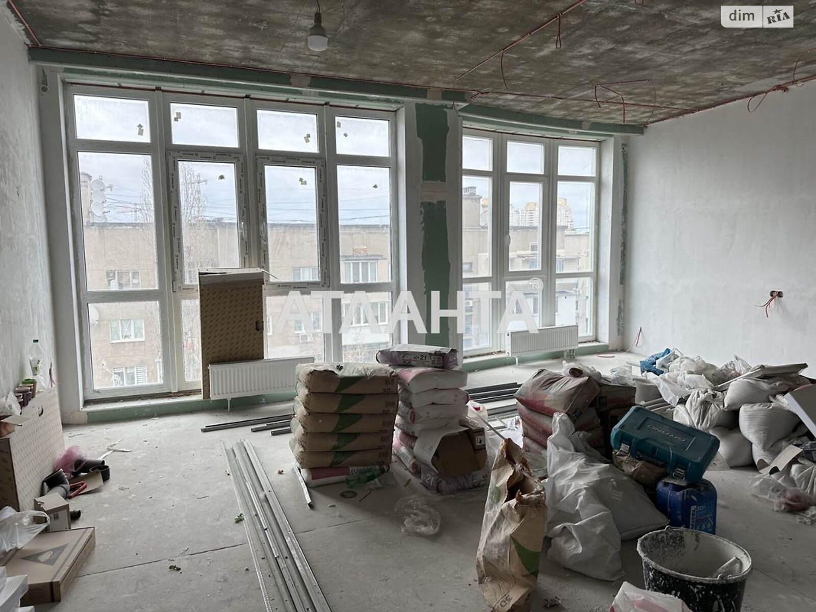 Продаж трикімнатної квартири в Одесі, на просп. Гагаріна 19Б, район Приморський фото 1