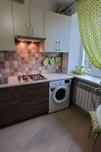 Продаж однокімнатної квартири в Одесі, на просп. Гагаріна 15, район Приморський фото 2