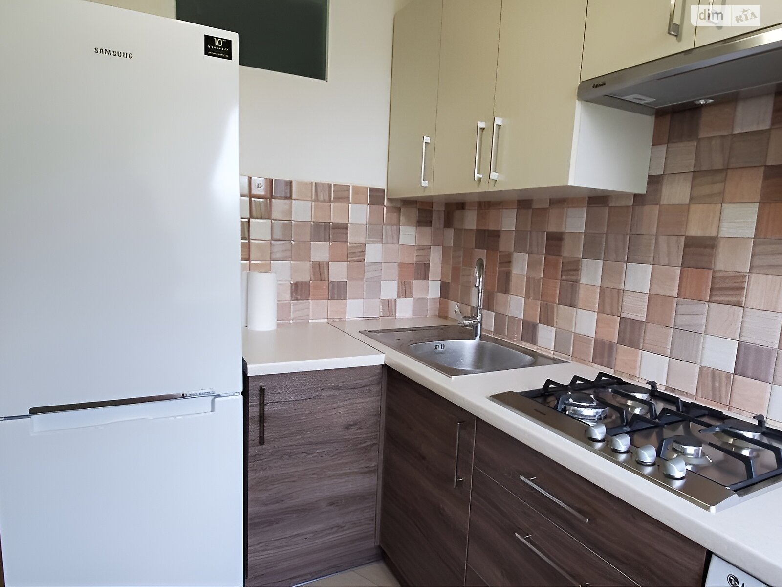 Продаж однокімнатної квартири в Одесі, на просп. Гагаріна 15, район Приморський фото 1 Продаж однокімнатної квартири в Одесі, на просп. Гагаріна 15, район Приморський фото 1