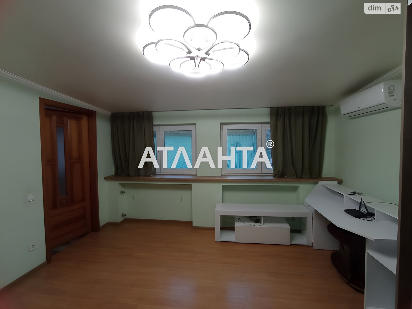 Продажа двухкомнатной квартиры в Одессе, на ул. Кузнечная, район Приморский фото 1 Продажа двухкомнатной квартиры в Одессе, на ул. Кузнечная, район Приморский фото 1