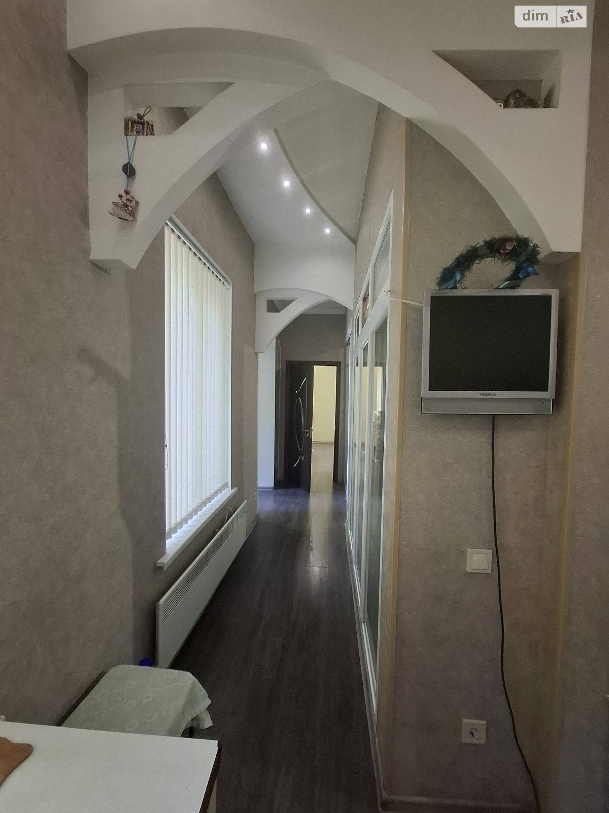 Продаж трикімнатної квартири в Одесі, на вул. Чорноморського козацтва, район Приморський фото 1