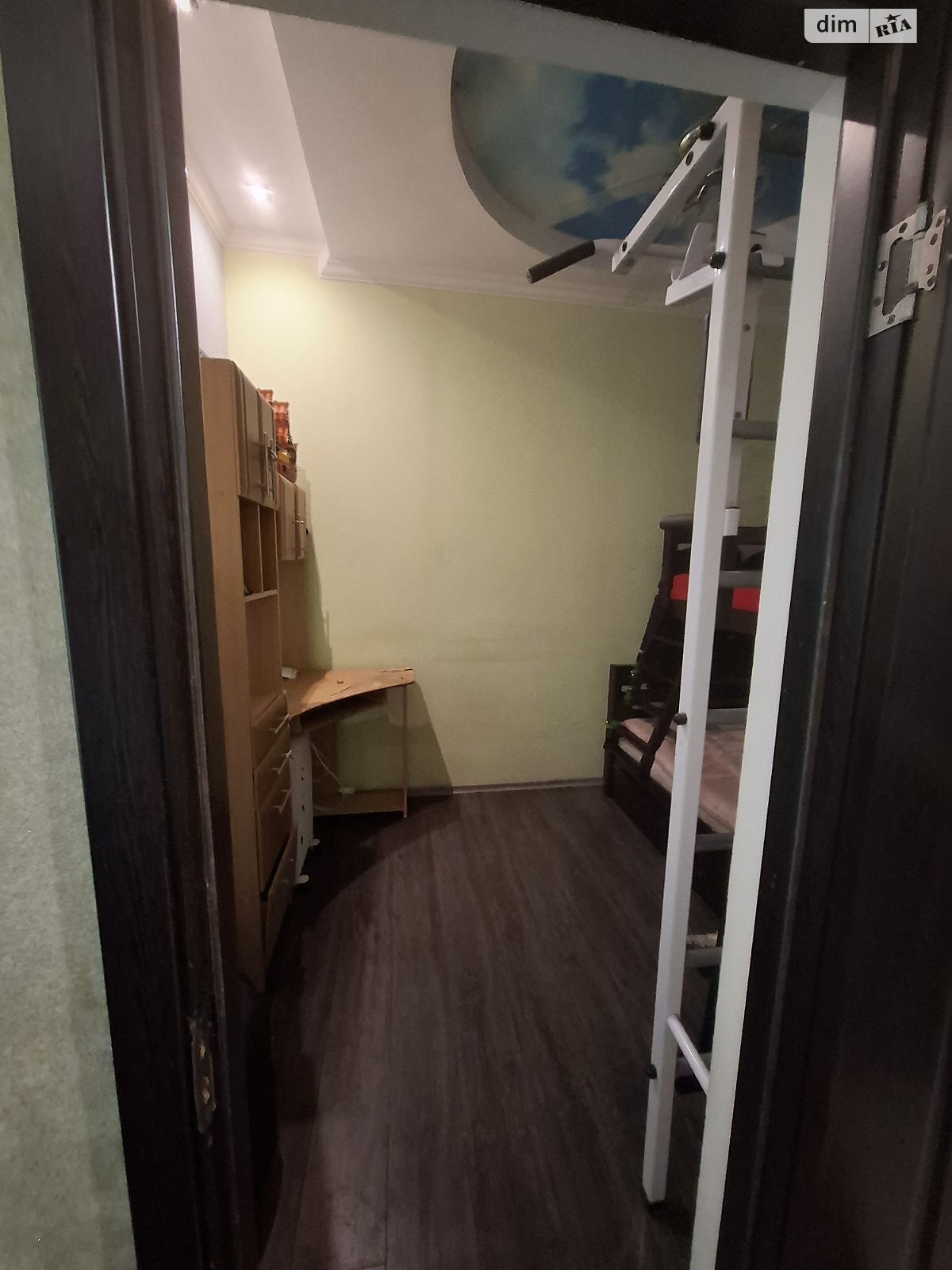 Продаж трикімнатної квартири в Одесі, на вул. Чорноморського козацтва, район Приморський фото 1