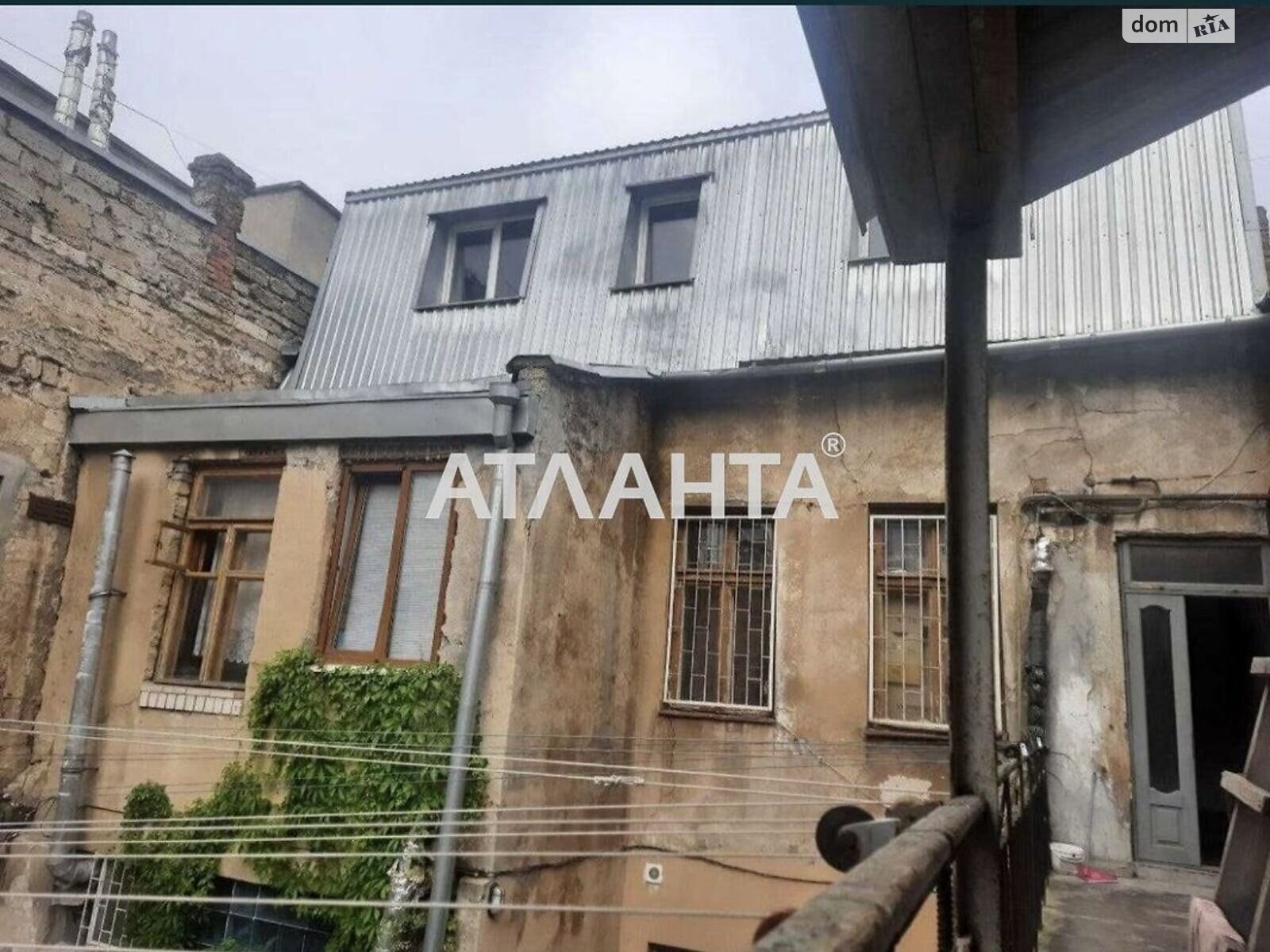 Продаж трикімнатної квартири в Одесі, на вул. Велика Арнаутська, район Приморський фото 1