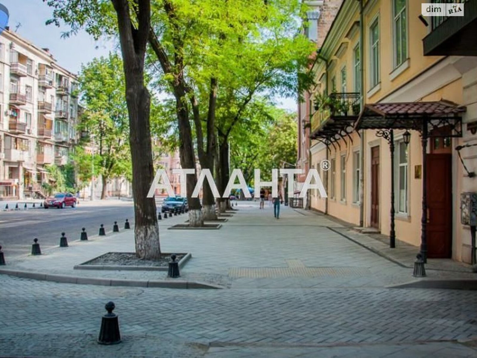 Продаж трикімнатної квартири в Одесі, на вул. Велика Арнаутська, район Приморський фото 1