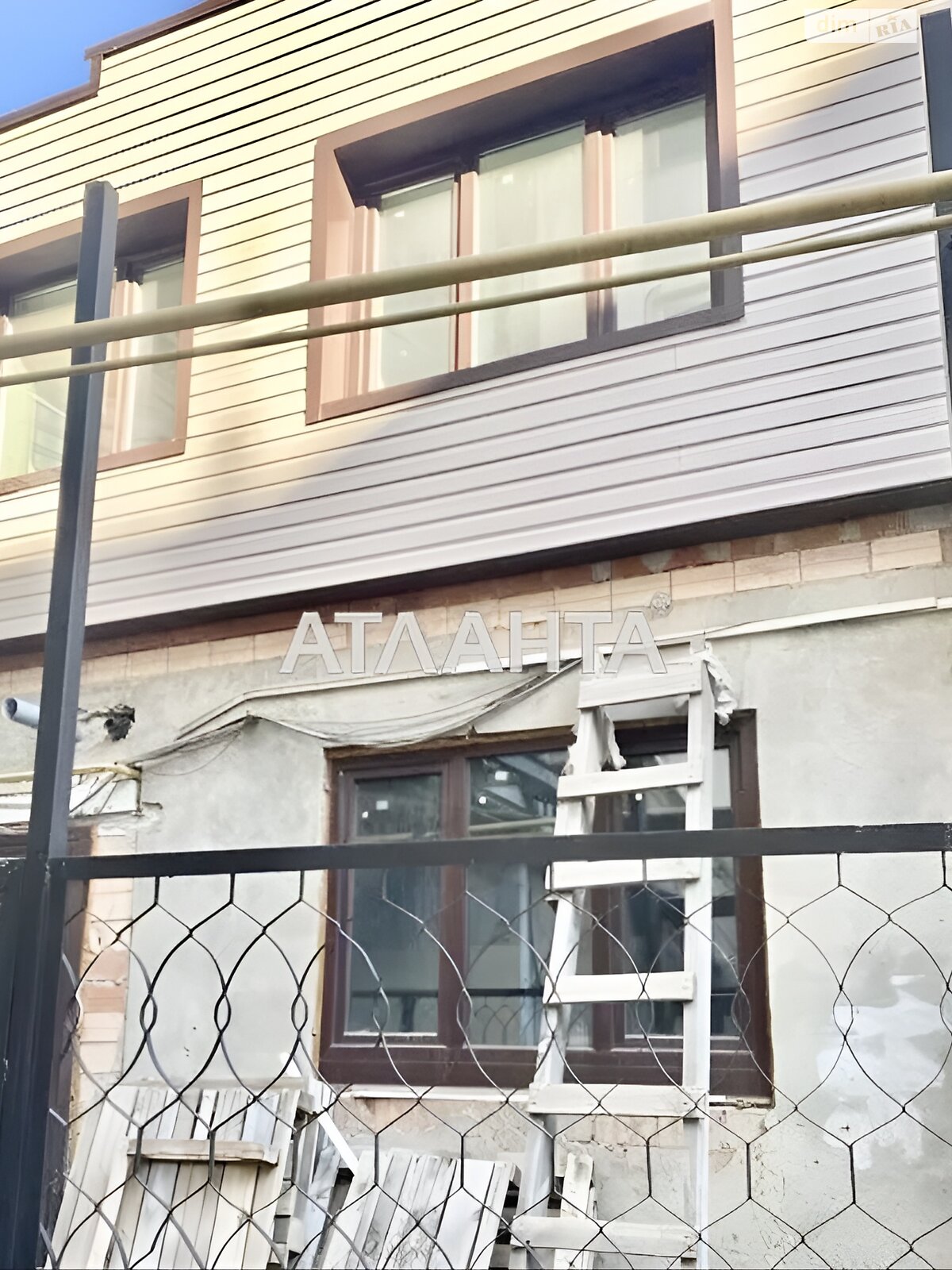 Продаж трикімнатної квартири в Одесі, на вул. Велика Арнаутська, район Приморський фото 1 Продаж трикімнатної квартири в Одесі, на вул. Велика Арнаутська, район Приморський фото 1