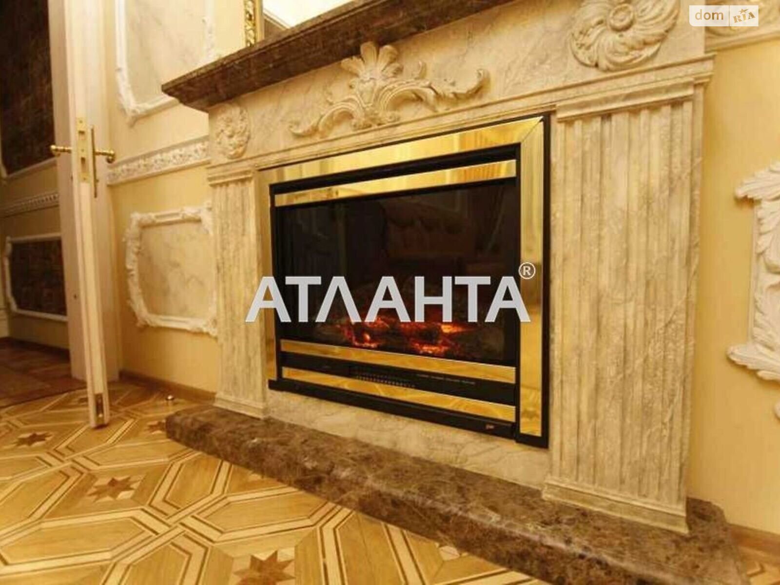 Продажа трехкомнатной квартиры в Одессе, на ул. Дерибасовская, район Приморский фото 1