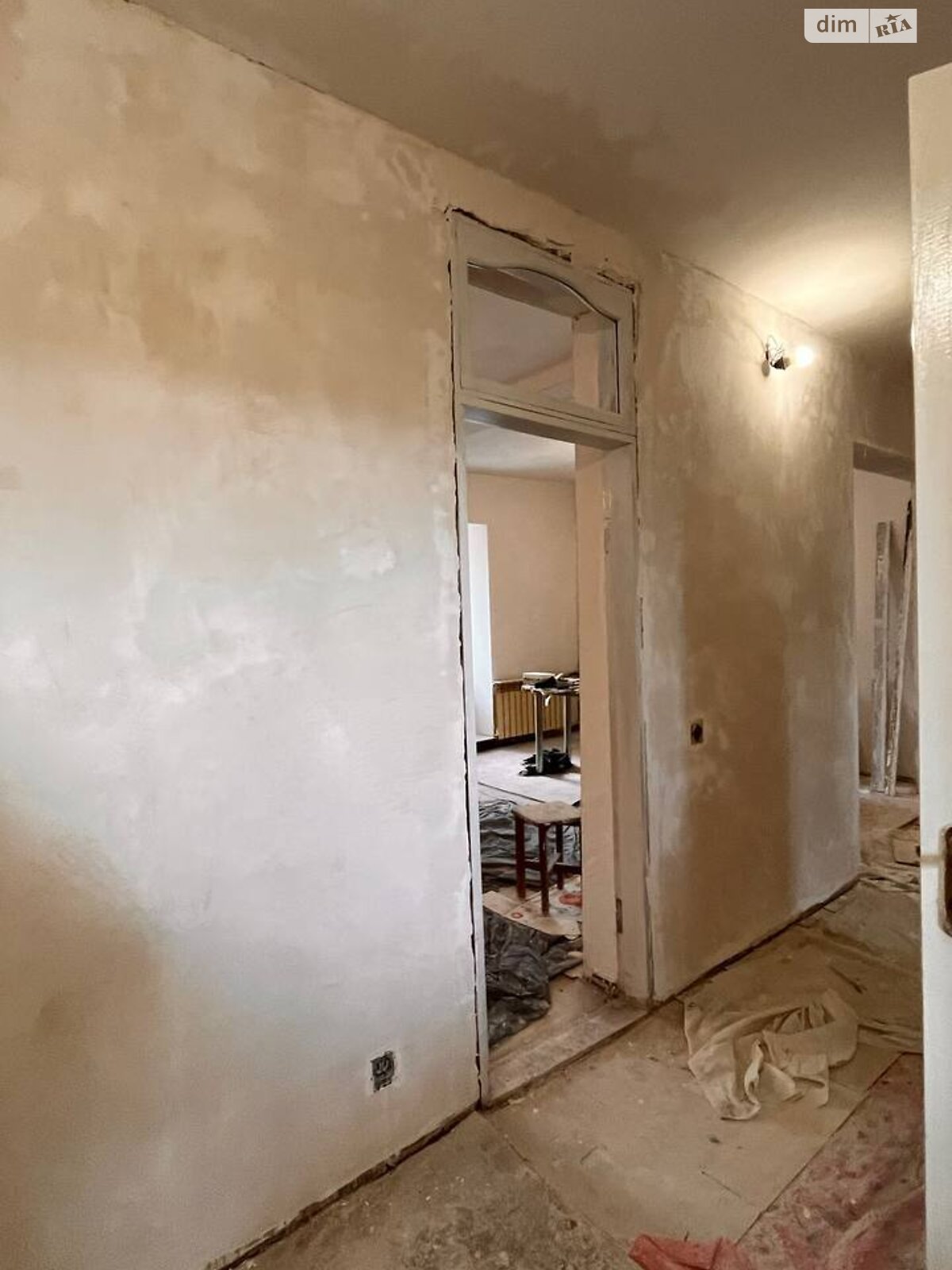 Продаж трикімнатної квартири в Одесі, на вул. Дерибасівська, кв. 75, район Приморський фото 1 Продаж трикімнатної квартири в Одесі, на вул. Дерибасівська, кв. 75, район Приморський фото 1